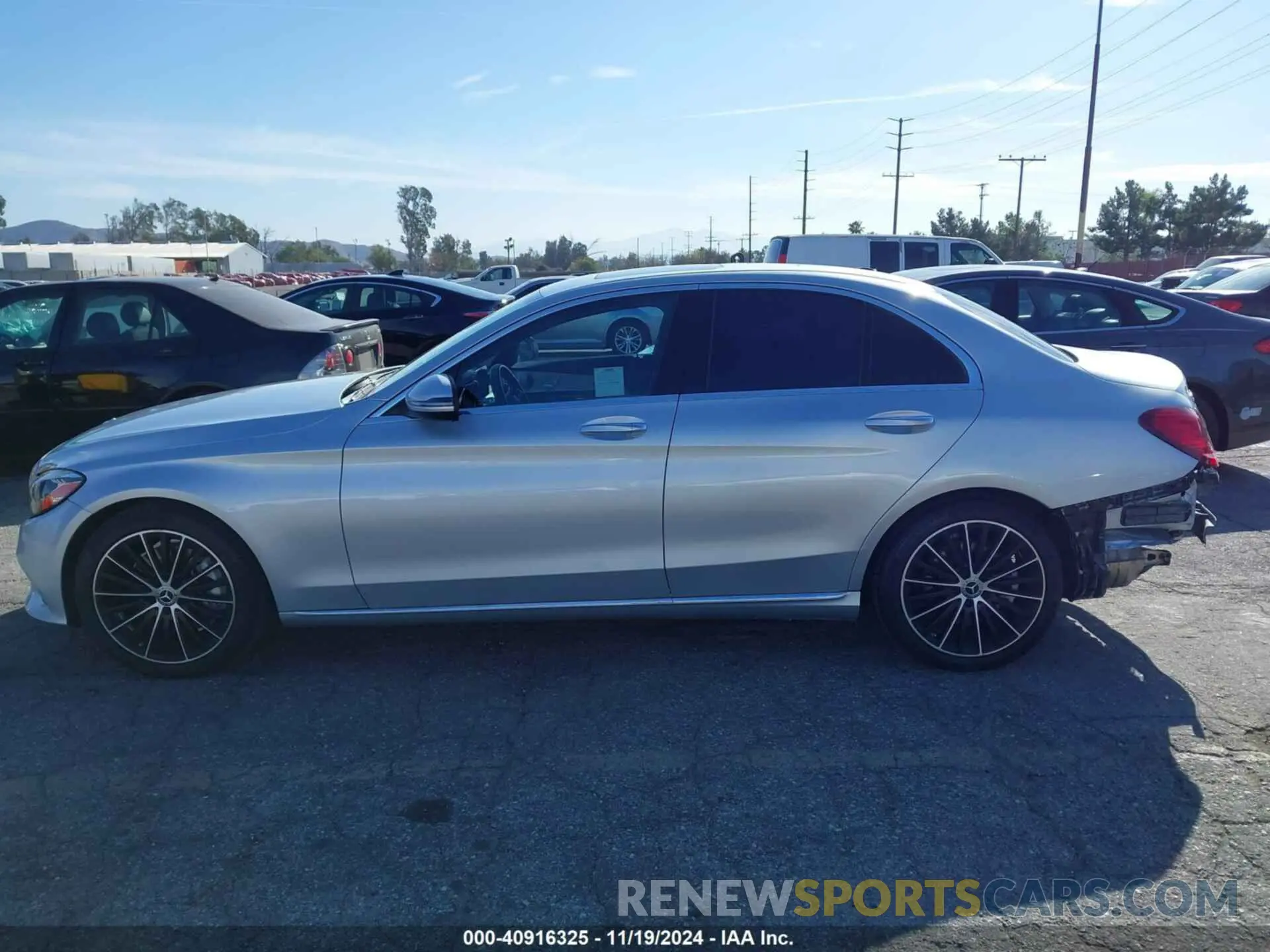 14 Photograph of a damaged car W1KWF8DB6LR582758 MERCEDES-BENZ C 300 2020