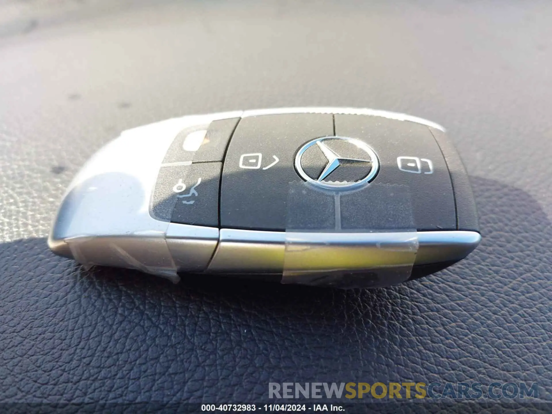 11 Photograph of a damaged car W1KWF8DB7LR599262 MERCEDES-BENZ C 300 2020