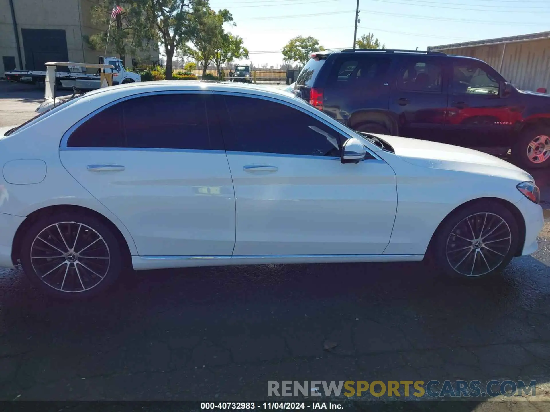 14 Photograph of a damaged car W1KWF8DB7LR599262 MERCEDES-BENZ C 300 2020