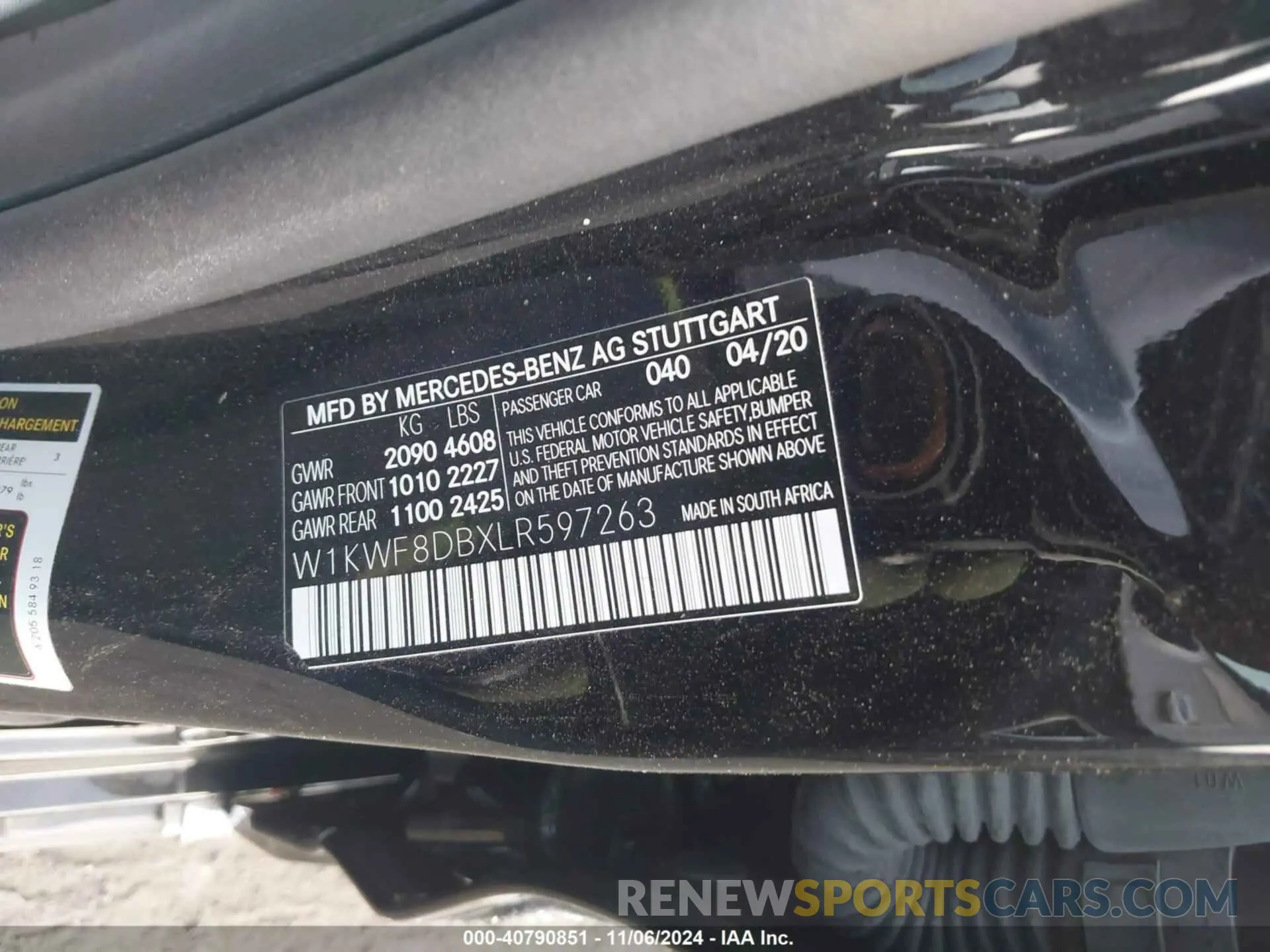 9 Photograph of a damaged car W1KWF8DBXLR597263 MERCEDES-BENZ C 300 2020