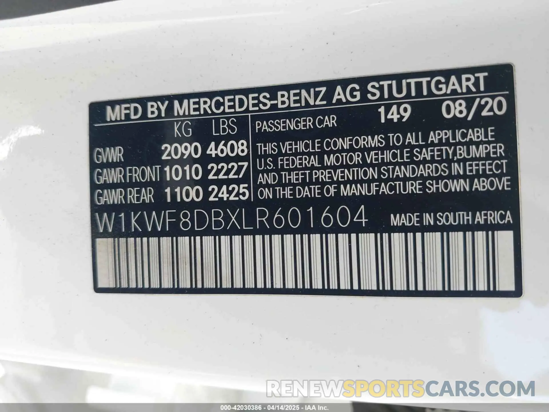 9 Photograph of a damaged car W1KWF8DBXLR601604 MERCEDES-BENZ C 300 2020