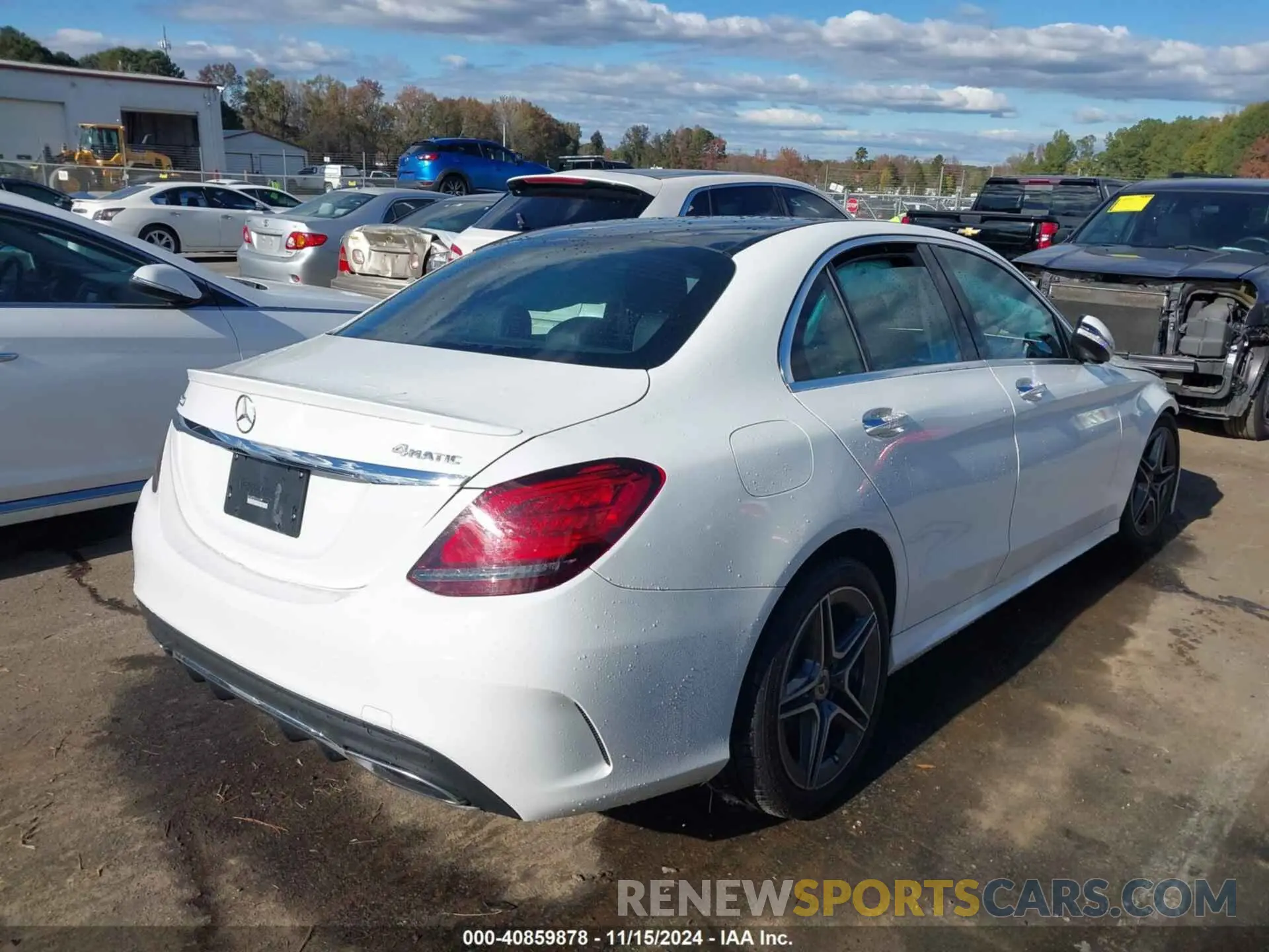 4 Photograph of a damaged car W1KWF8EB7LR570309 MERCEDES-BENZ C 300 2020