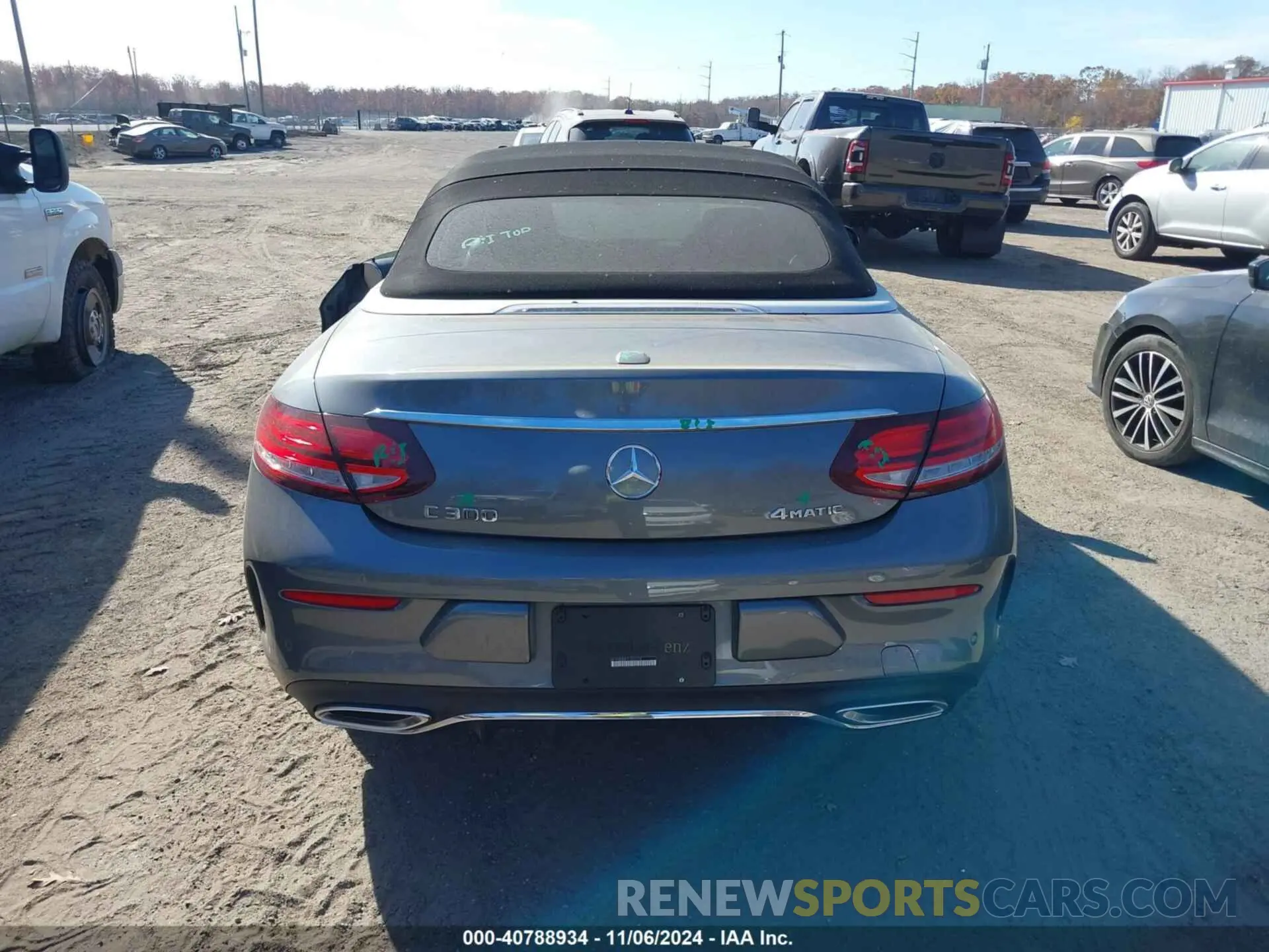 16 Photograph of a damaged car W1KWK8EB1LG022118 MERCEDES-BENZ C 300 2020