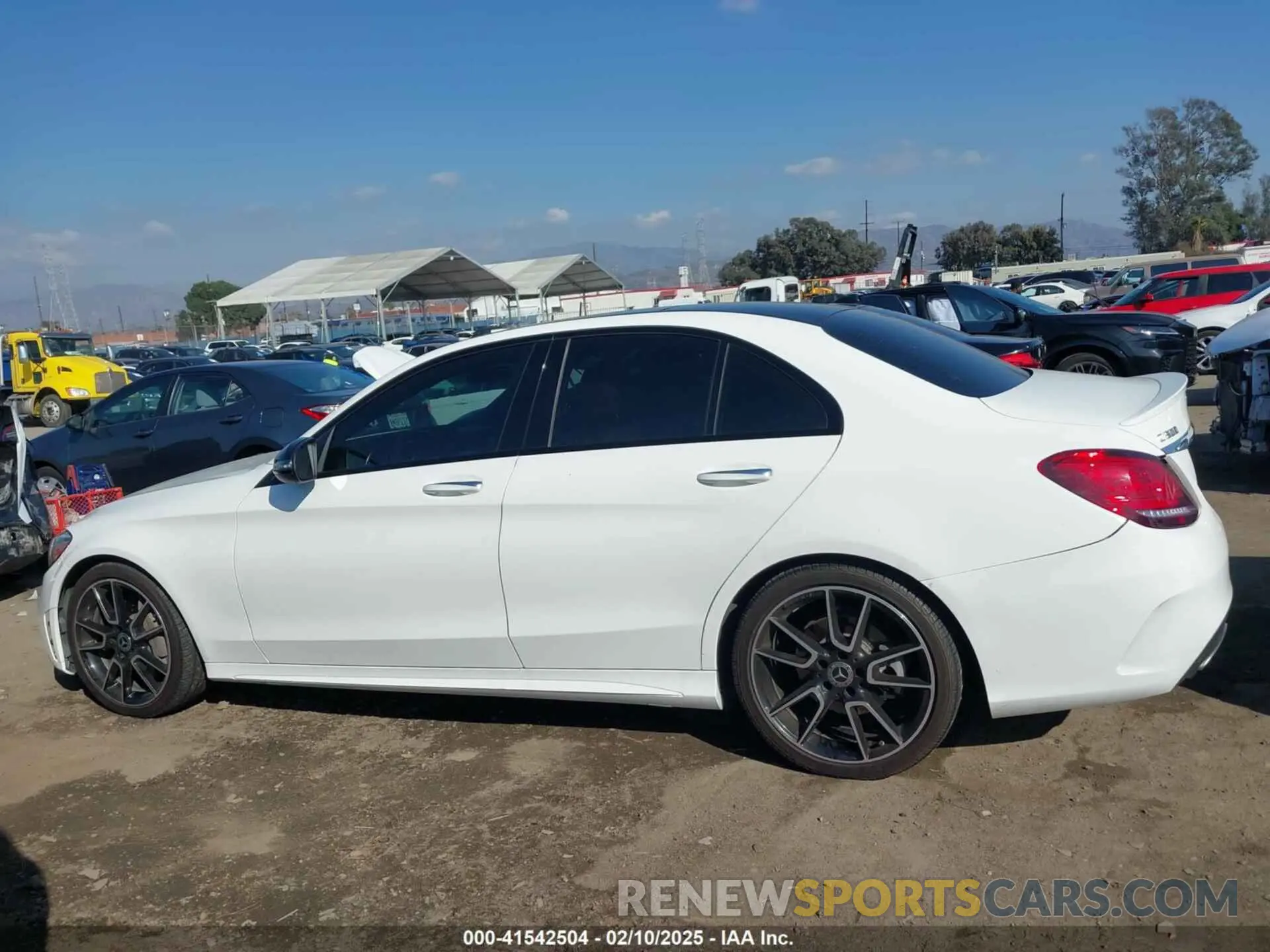 14 Photograph of a damaged car WDDWF8DB0LR545186 MERCEDES-BENZ C 300 2020
