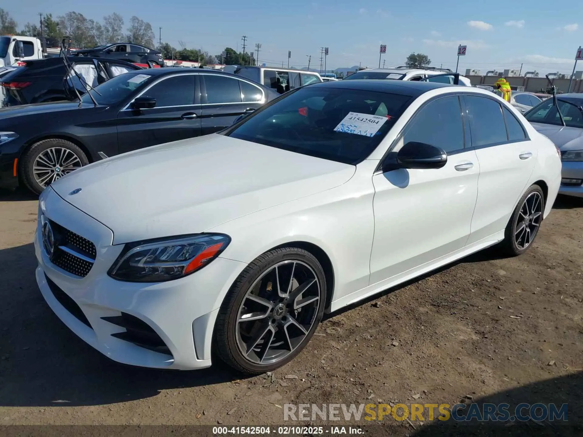 2 Photograph of a damaged car WDDWF8DB0LR545186 MERCEDES-BENZ C 300 2020