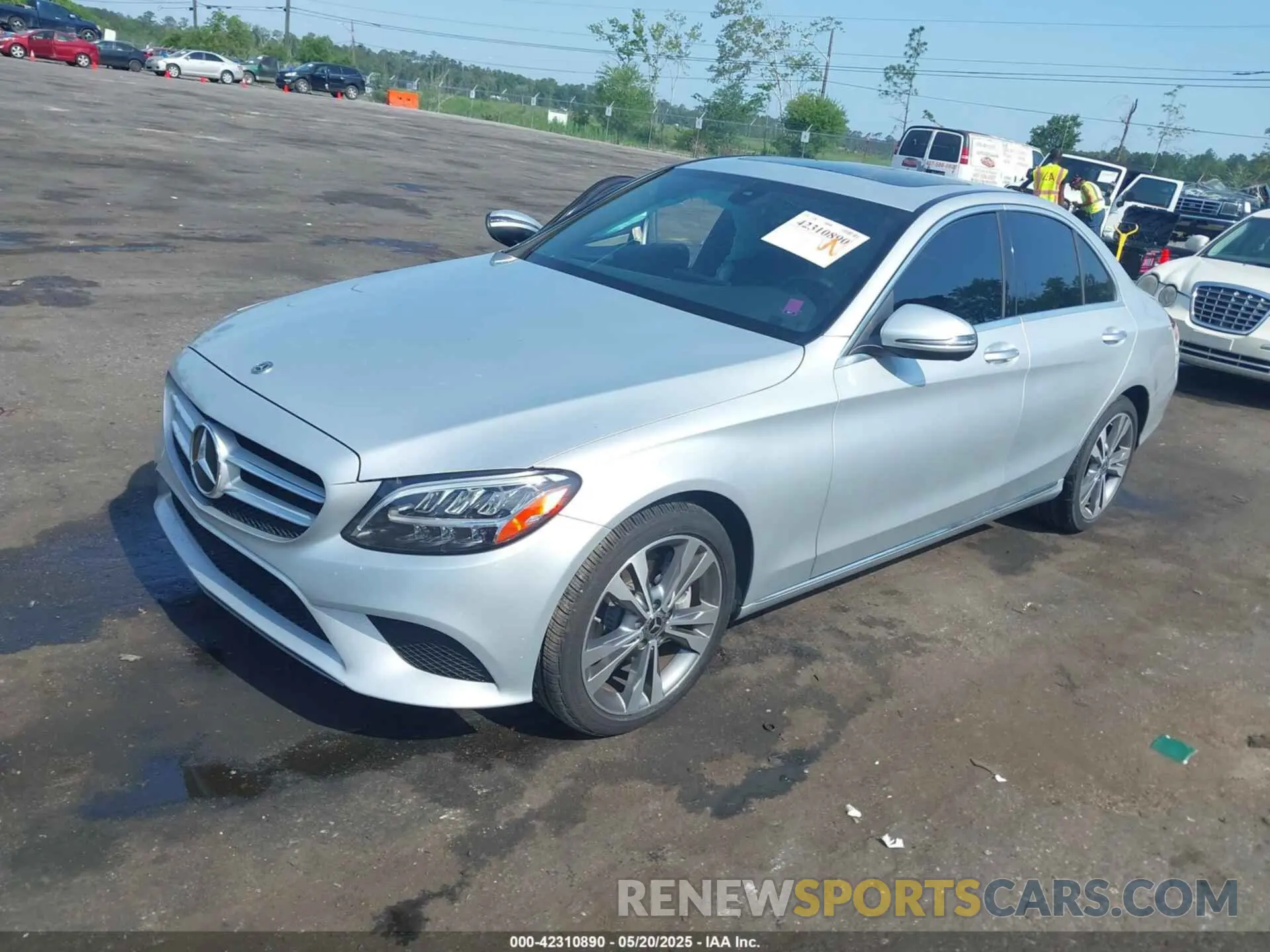 2 Photograph of a damaged car WDDWF8DB0LR553935 MERCEDES-BENZ C 300 2020