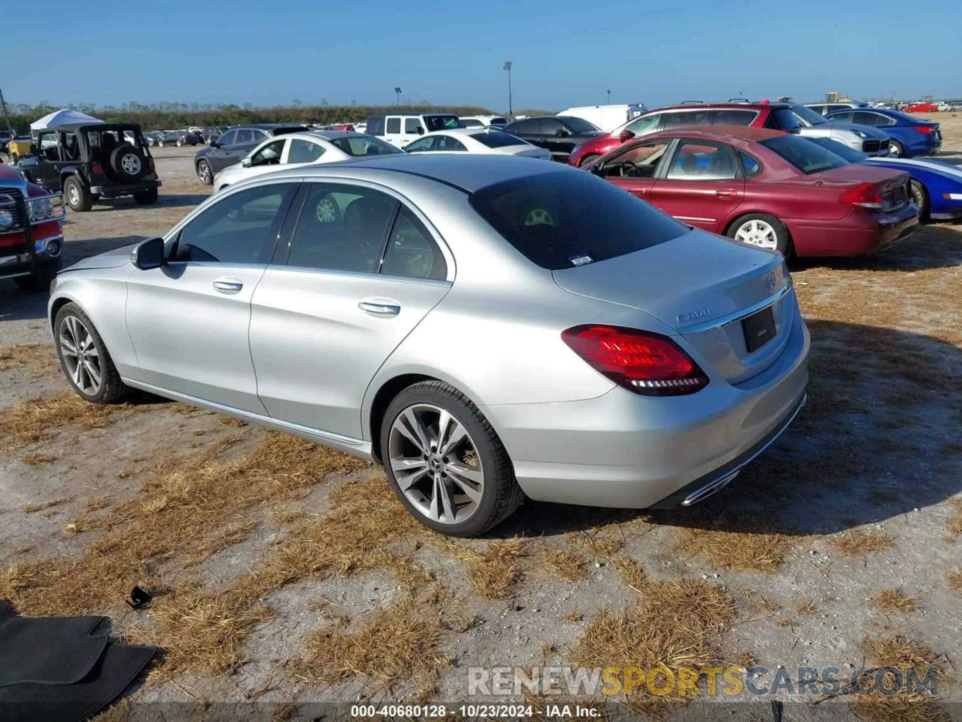 3 Photograph of a damaged car WDDWF8DB1LR546816 MERCEDES-BENZ C 300 2020