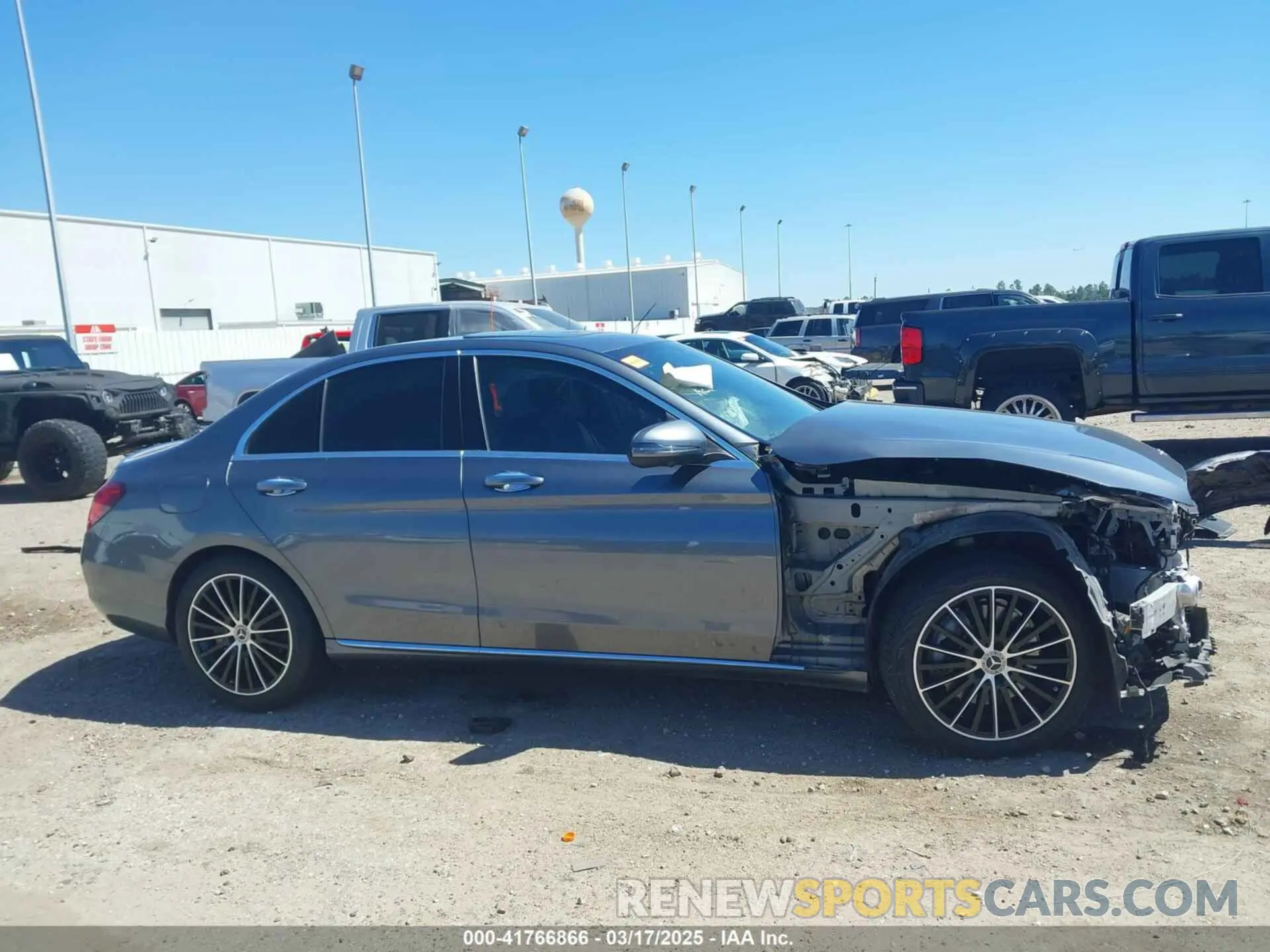 14 Photograph of a damaged car WDDWF8DB4LR528911 MERCEDES-BENZ C 300 2020