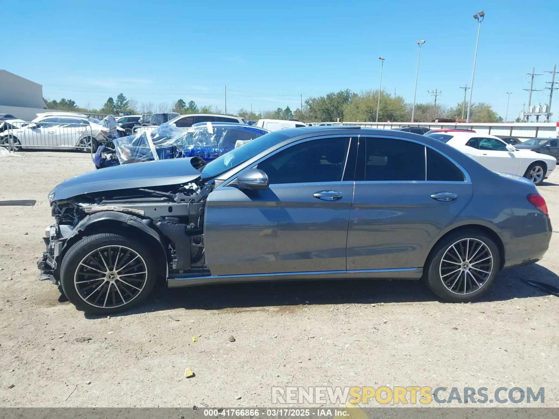 15 Photograph of a damaged car WDDWF8DB4LR528911 MERCEDES-BENZ C 300 2020