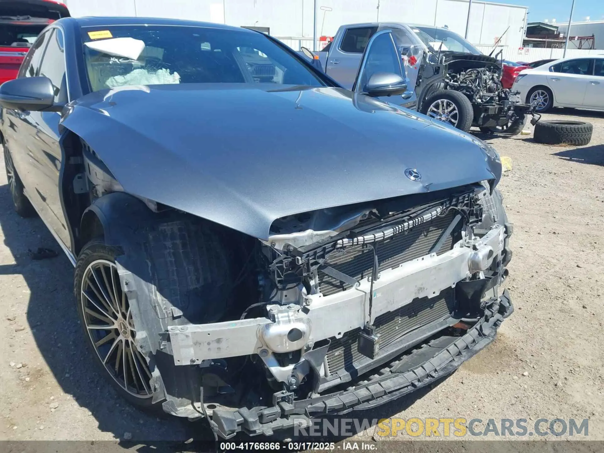 6 Photograph of a damaged car WDDWF8DB4LR528911 MERCEDES-BENZ C 300 2020