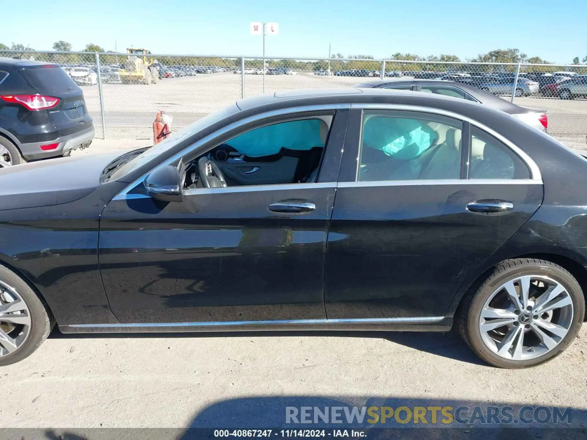 14 Photograph of a damaged car WDDWF8DB5LR555471 MERCEDES-BENZ C 300 2020