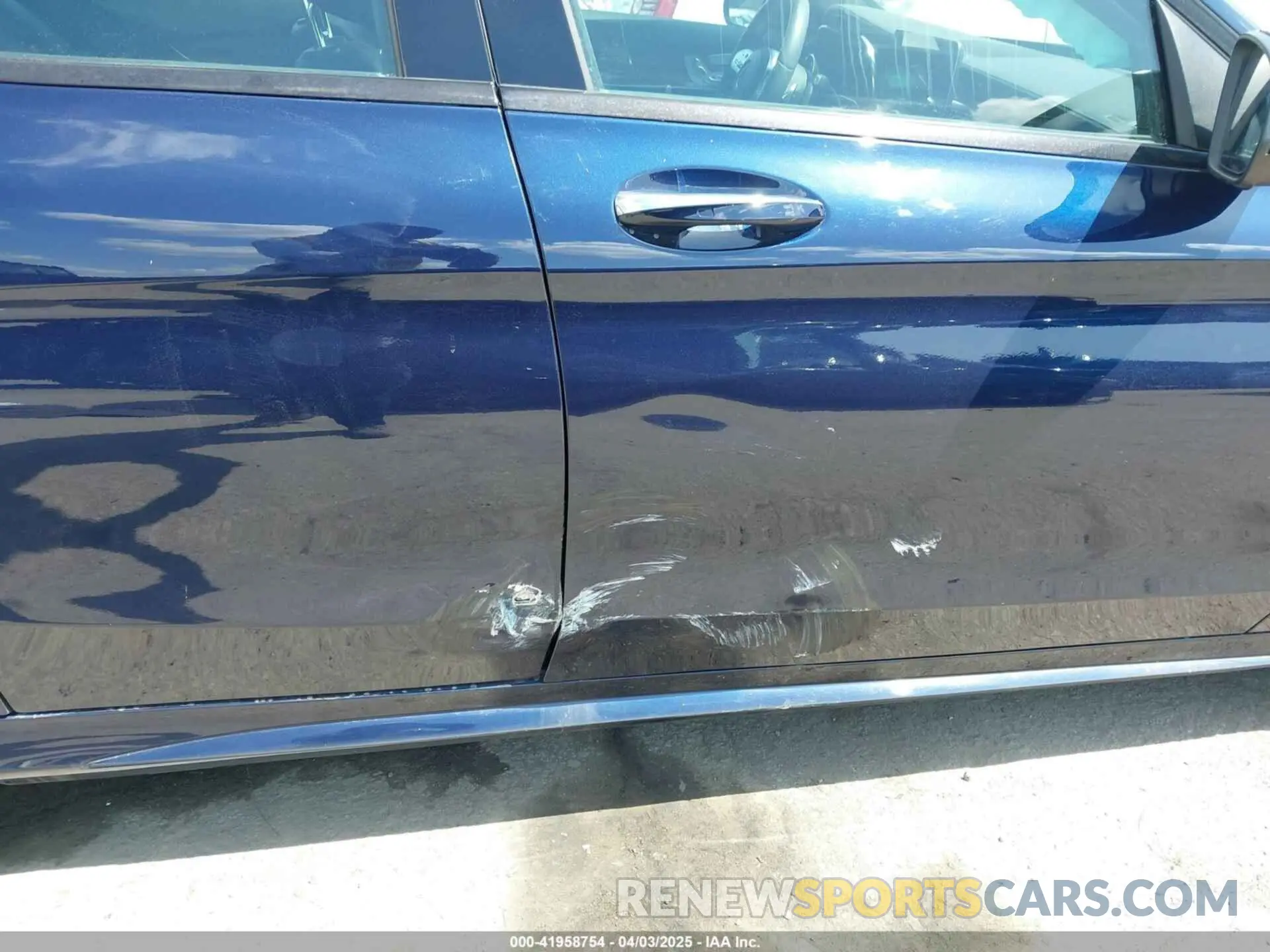 6 Photograph of a damaged car WDDWF8DB6LR527033 MERCEDES-BENZ C 300 2020