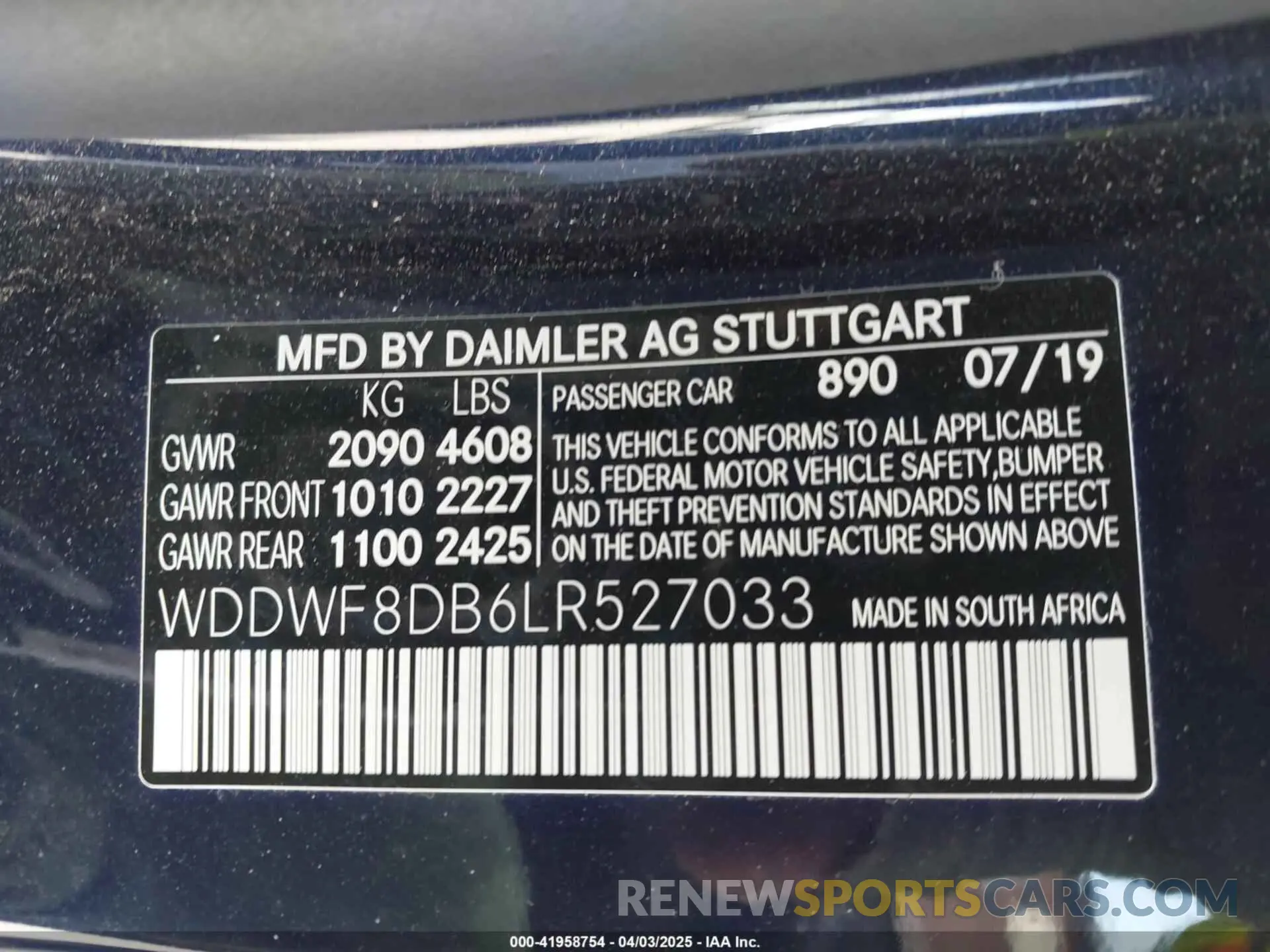 9 Photograph of a damaged car WDDWF8DB6LR527033 MERCEDES-BENZ C 300 2020