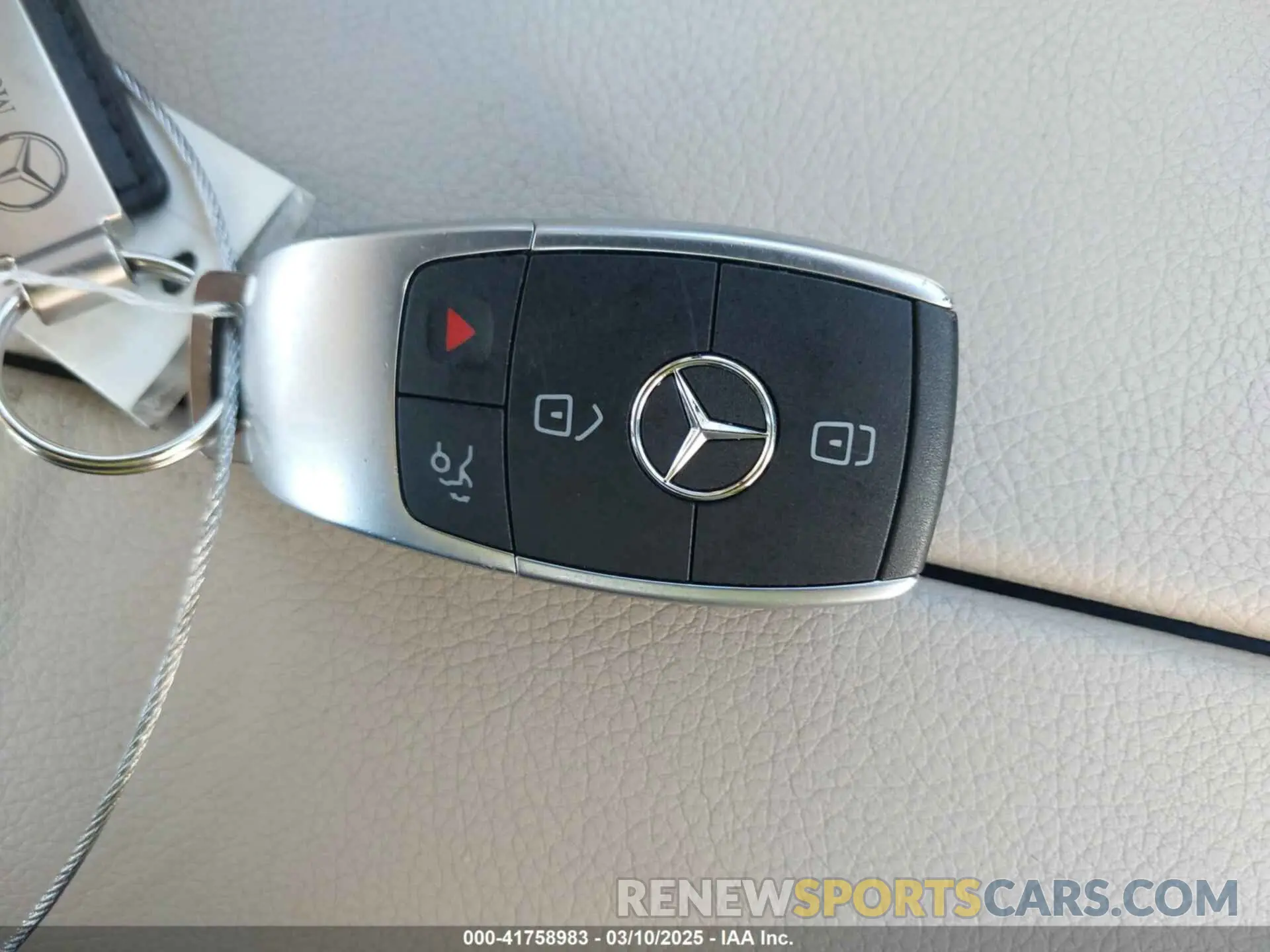 11 Photograph of a damaged car WDDWF8DB6LR559612 MERCEDES-BENZ C 300 2020