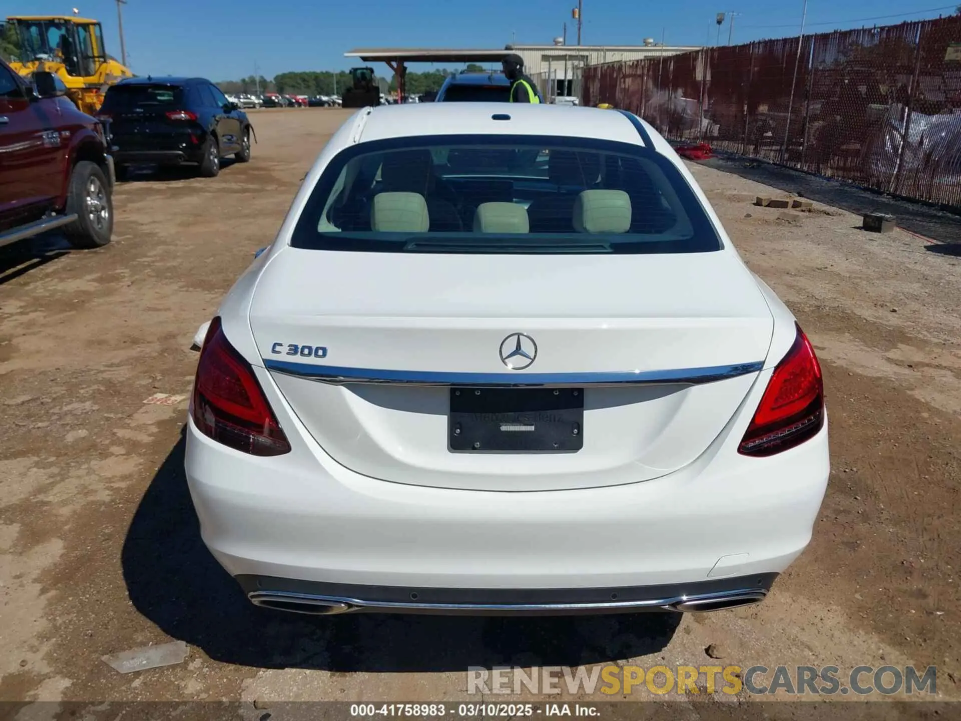 16 Photograph of a damaged car WDDWF8DB6LR559612 MERCEDES-BENZ C 300 2020