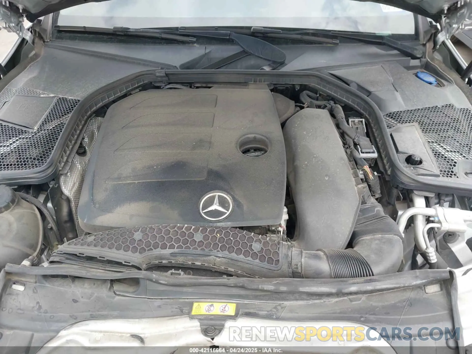 10 Photograph of a damaged car WDDWF8DBXLR539976 MERCEDES-BENZ C 300 2020