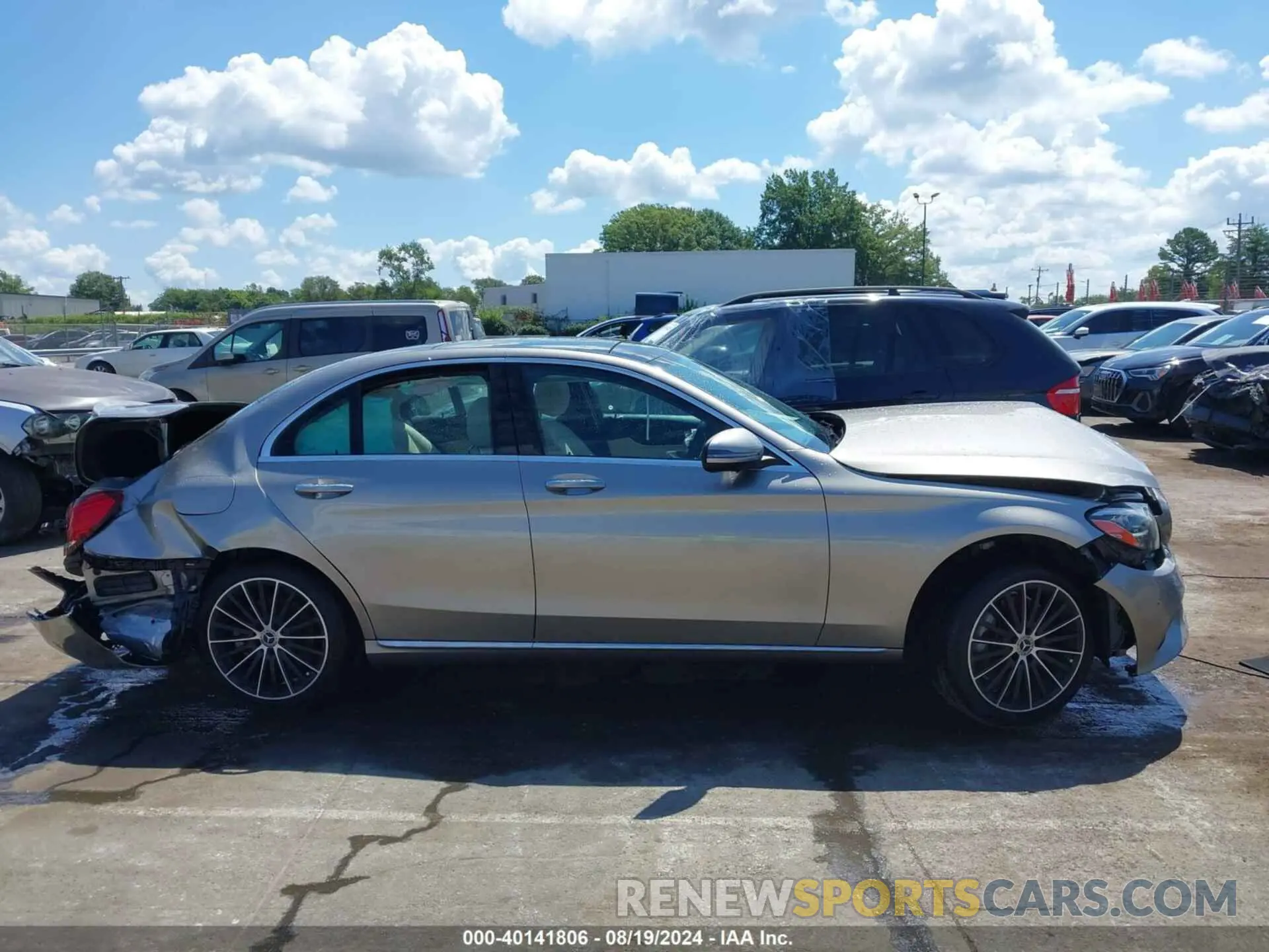 14 Photograph of a damaged car WDDWF8DBXLR545714 MERCEDES-BENZ C 300 2020