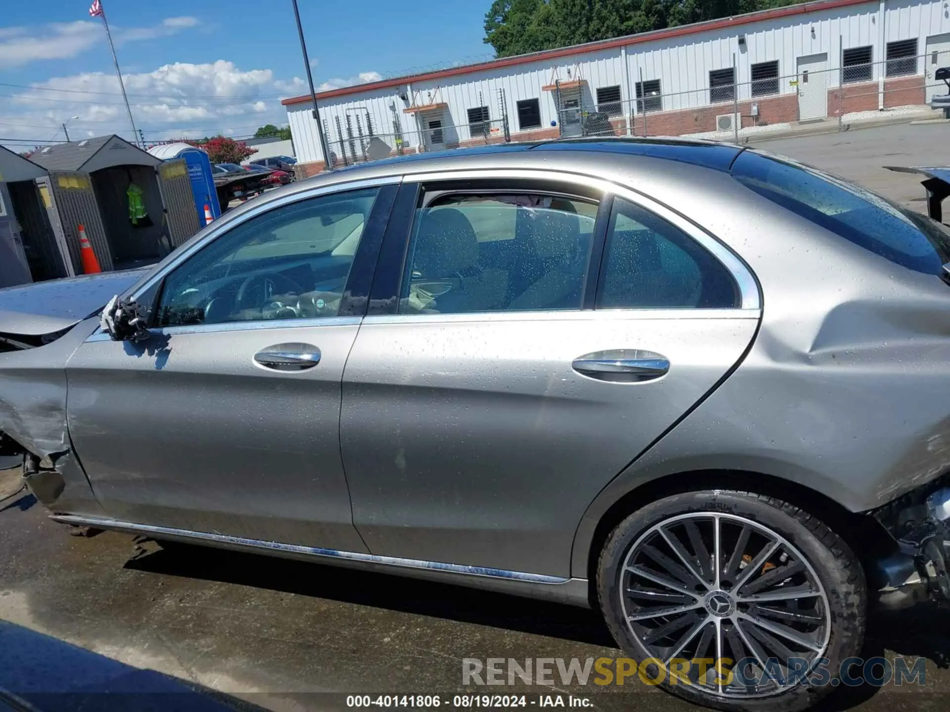 15 Photograph of a damaged car WDDWF8DBXLR545714 MERCEDES-BENZ C 300 2020