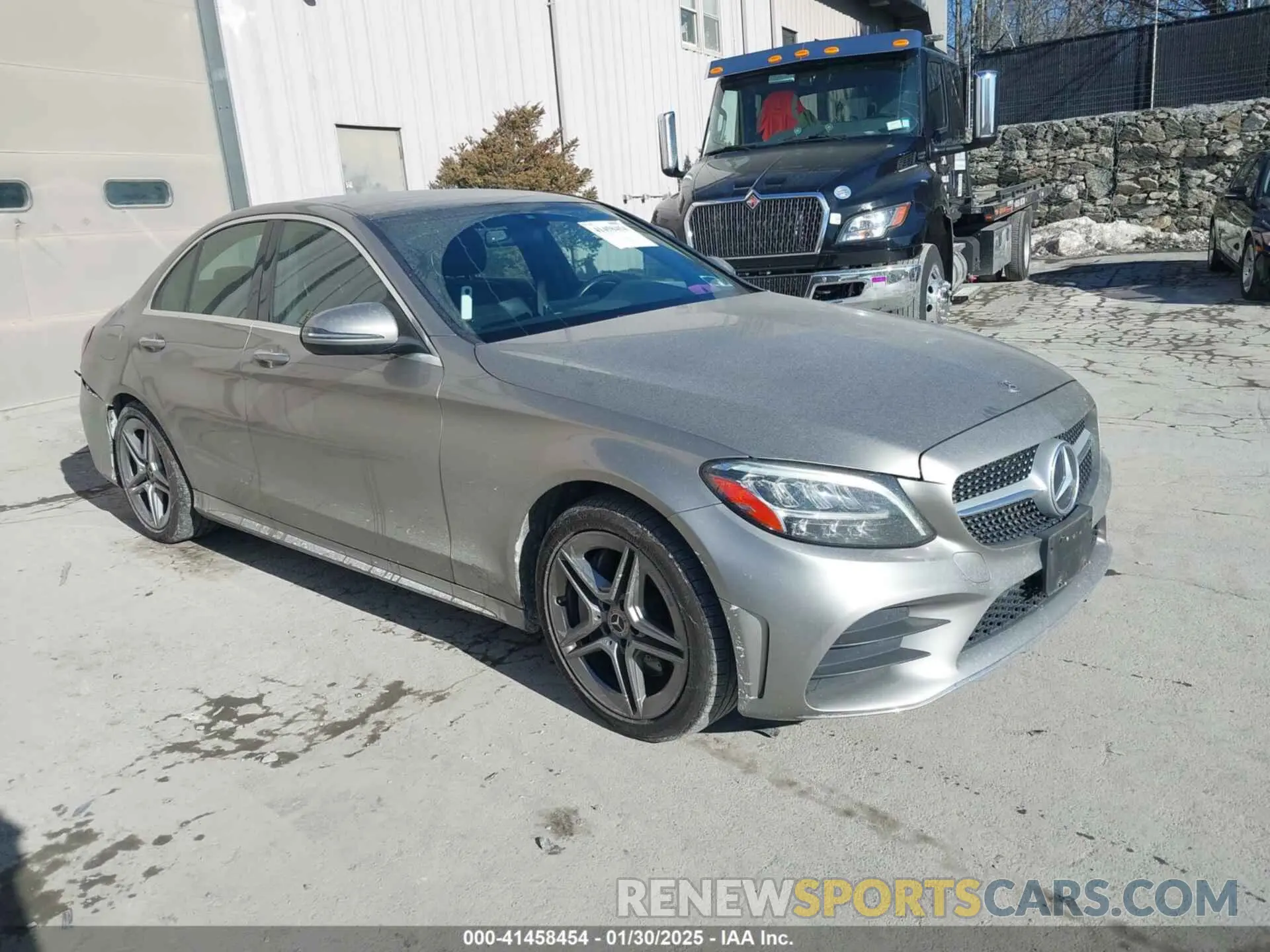 1 Photograph of a damaged car WDDWF8EB0LR557143 MERCEDES-BENZ C 300 2020