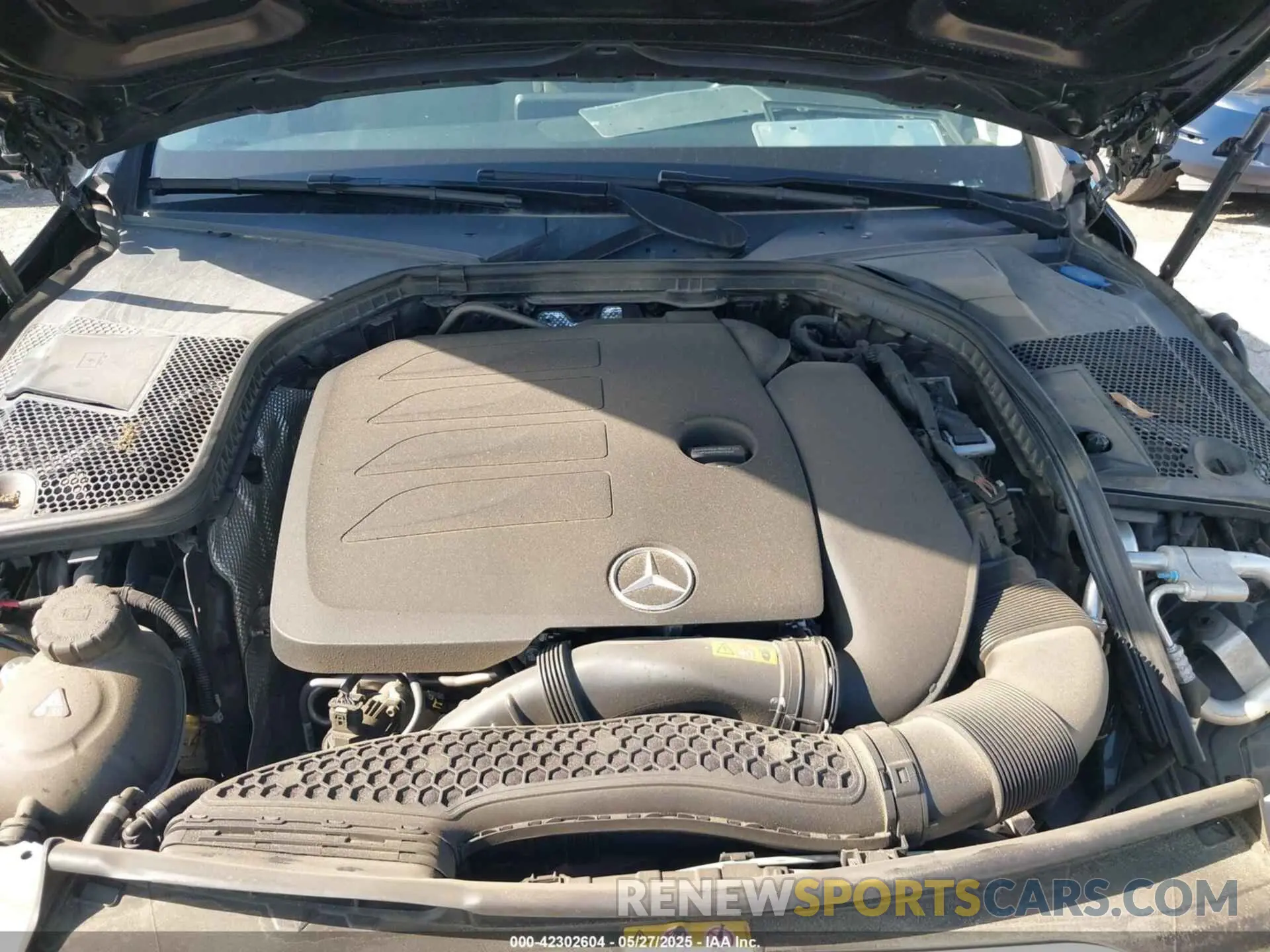 10 Photograph of a damaged car WDDWF8EB5LR549362 MERCEDES-BENZ C 300 2020
