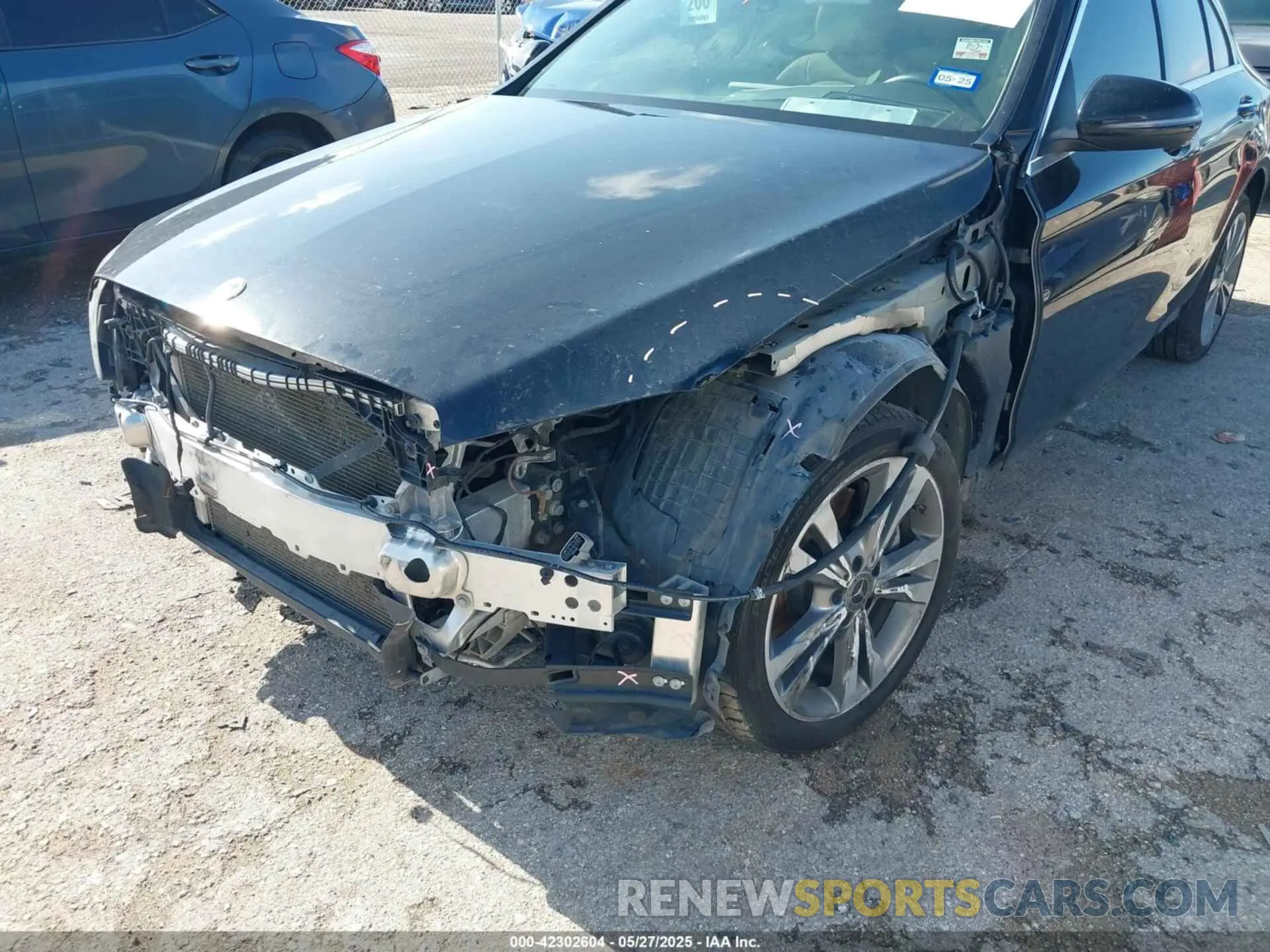6 Photograph of a damaged car WDDWF8EB5LR549362 MERCEDES-BENZ C 300 2020