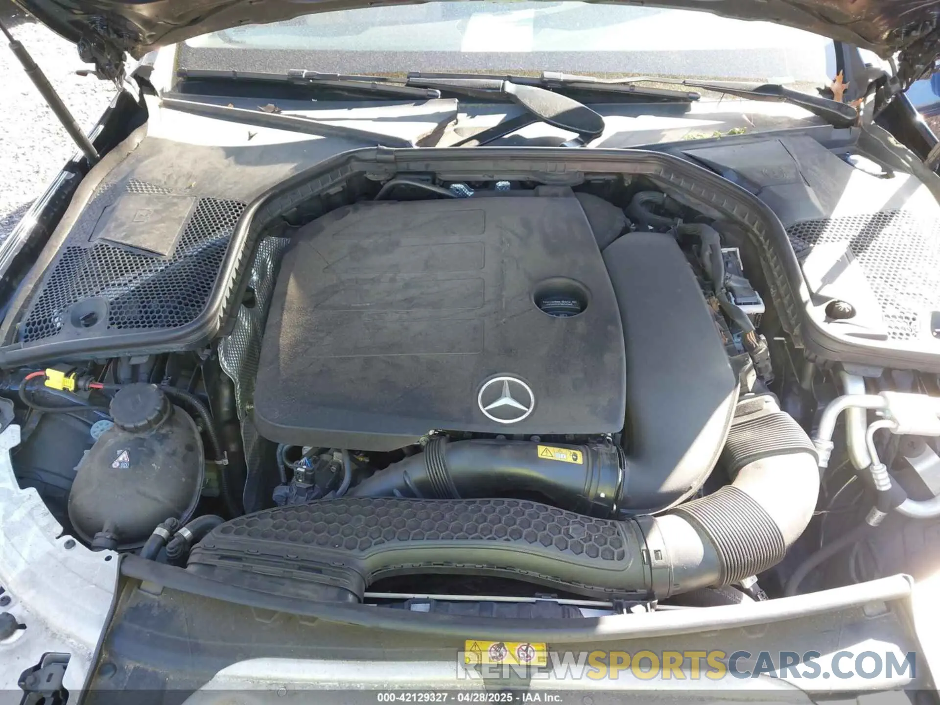 10 Photograph of a damaged car WDDWF8EB9LR561644 MERCEDES-BENZ C 300 2020