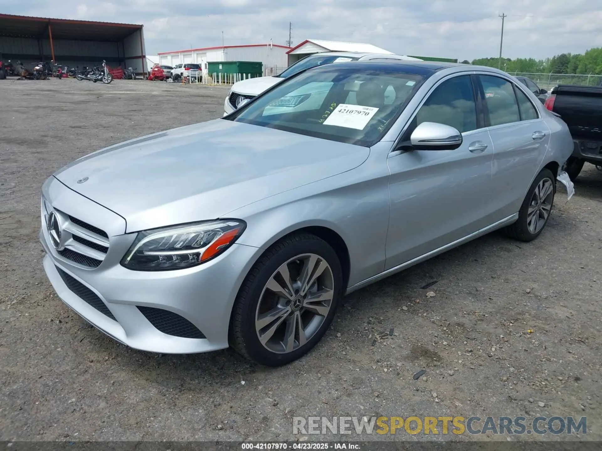 2 Photograph of a damaged car WDDWF8EBXLR526028 MERCEDES-BENZ C 300 2020