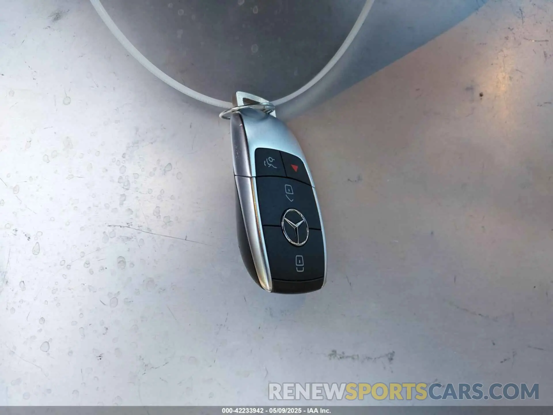 11 Photograph of a damaged car WDDWK8DB3LF960872 MERCEDES-BENZ C 300 2020