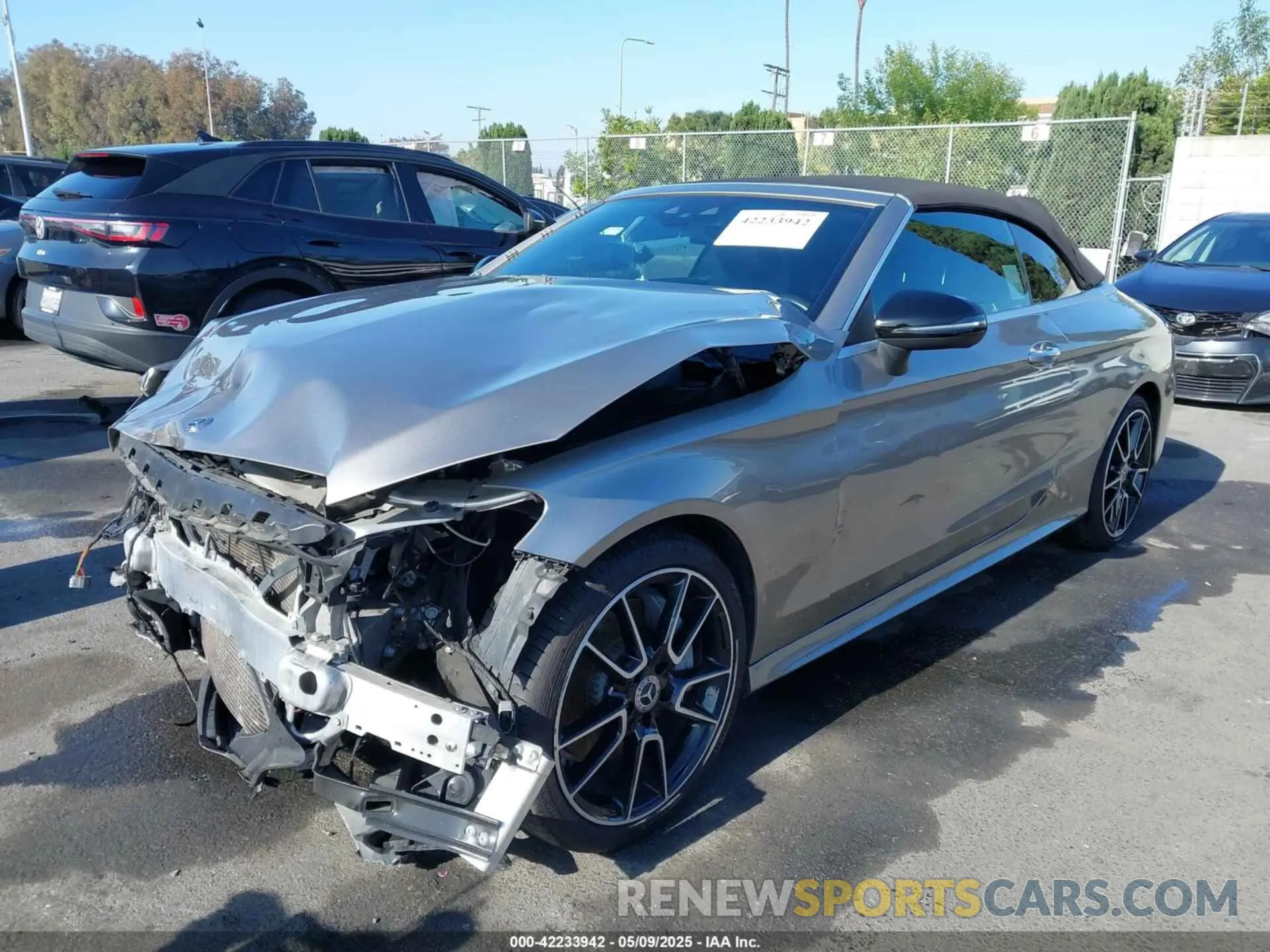 2 Photograph of a damaged car WDDWK8DB3LF960872 MERCEDES-BENZ C 300 2020