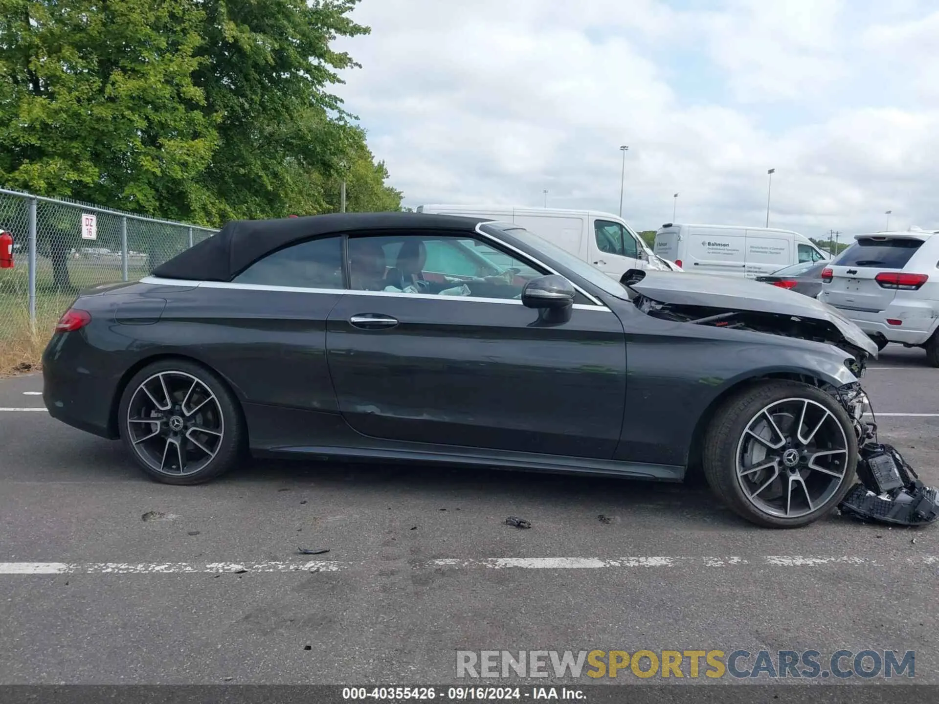 12 Photograph of a damaged car WDDWK8DB8LF940620 MERCEDES-BENZ C 300 2020