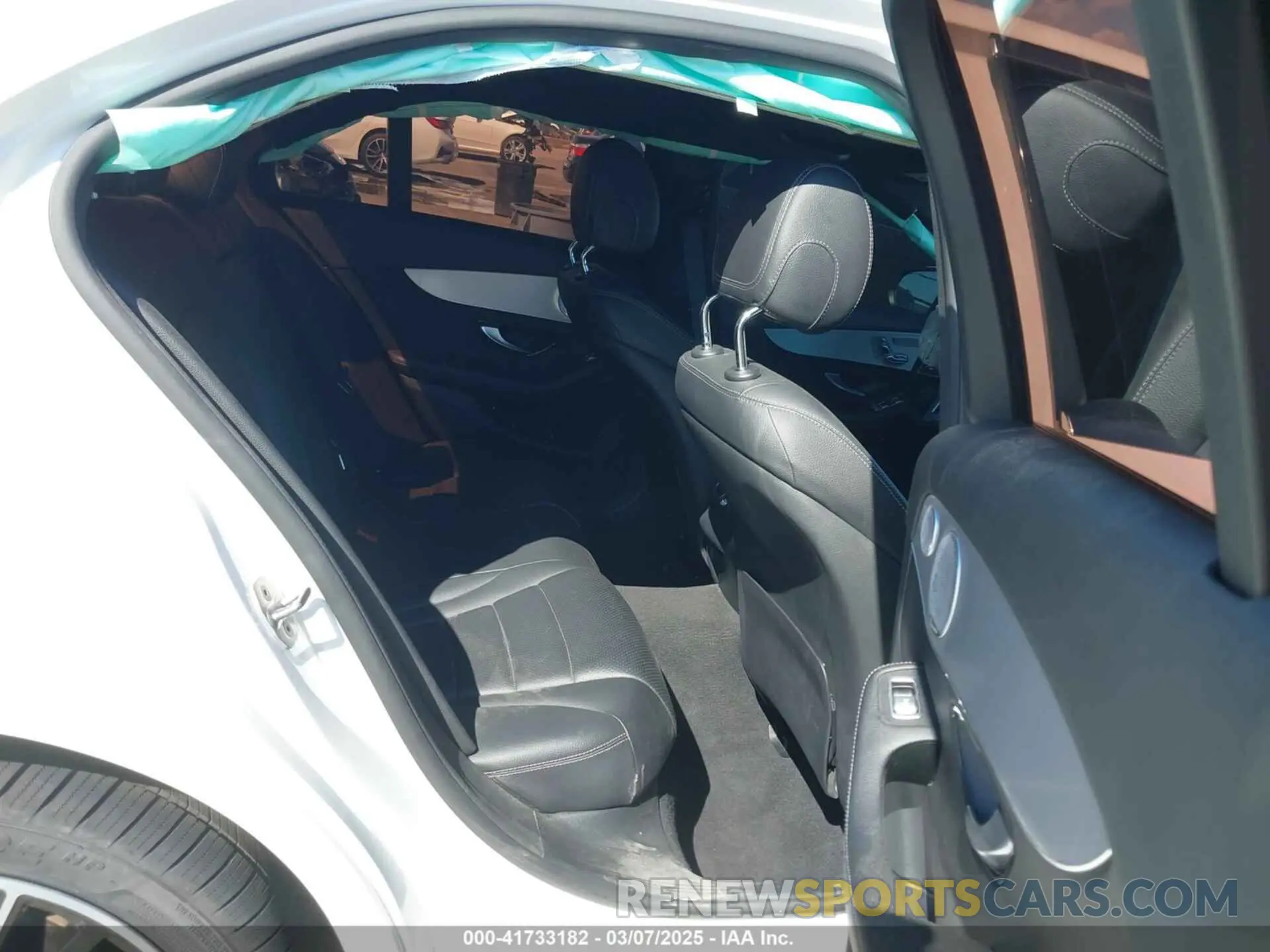 8 Photograph of a damaged car W1KWF8DB0MR635682 MERCEDES-BENZ C 300 2021