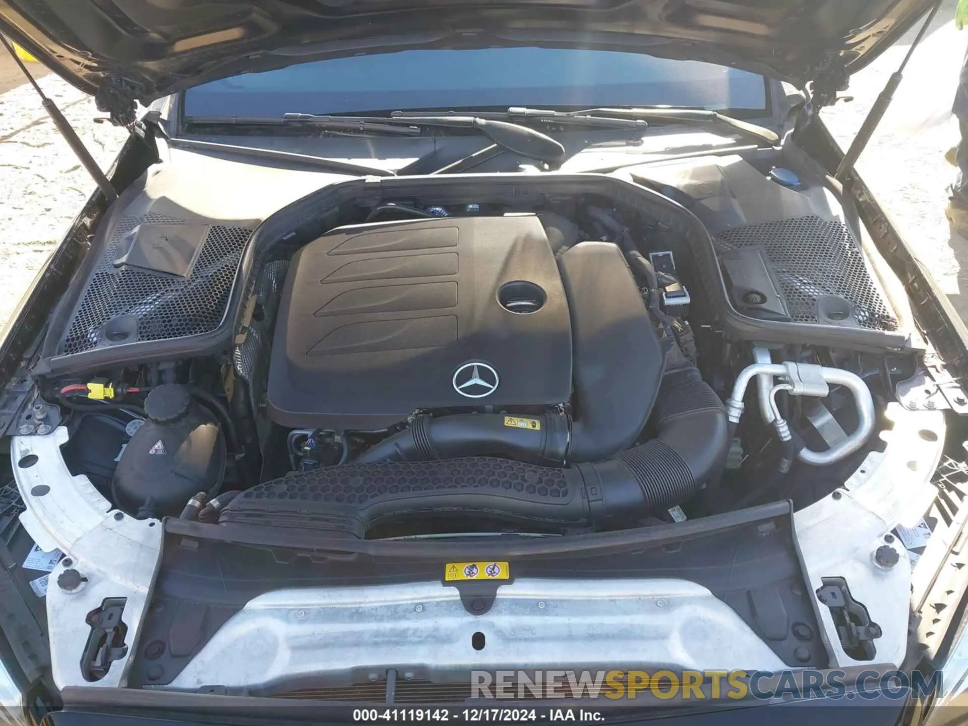 10 Photograph of a damaged car W1KWF8DB1MR609950 MERCEDES-BENZ C 300 2021