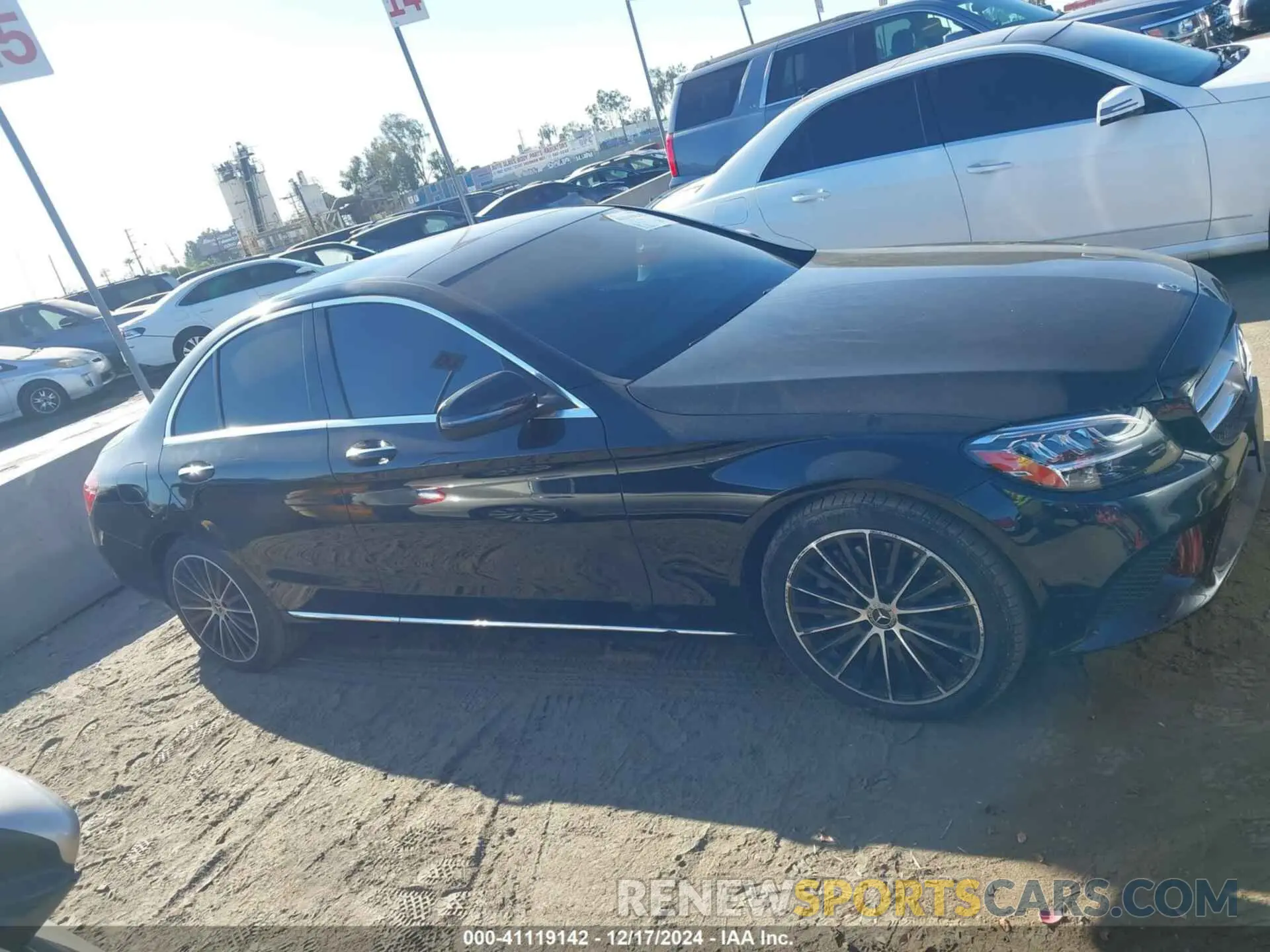 14 Photograph of a damaged car W1KWF8DB1MR609950 MERCEDES-BENZ C 300 2021