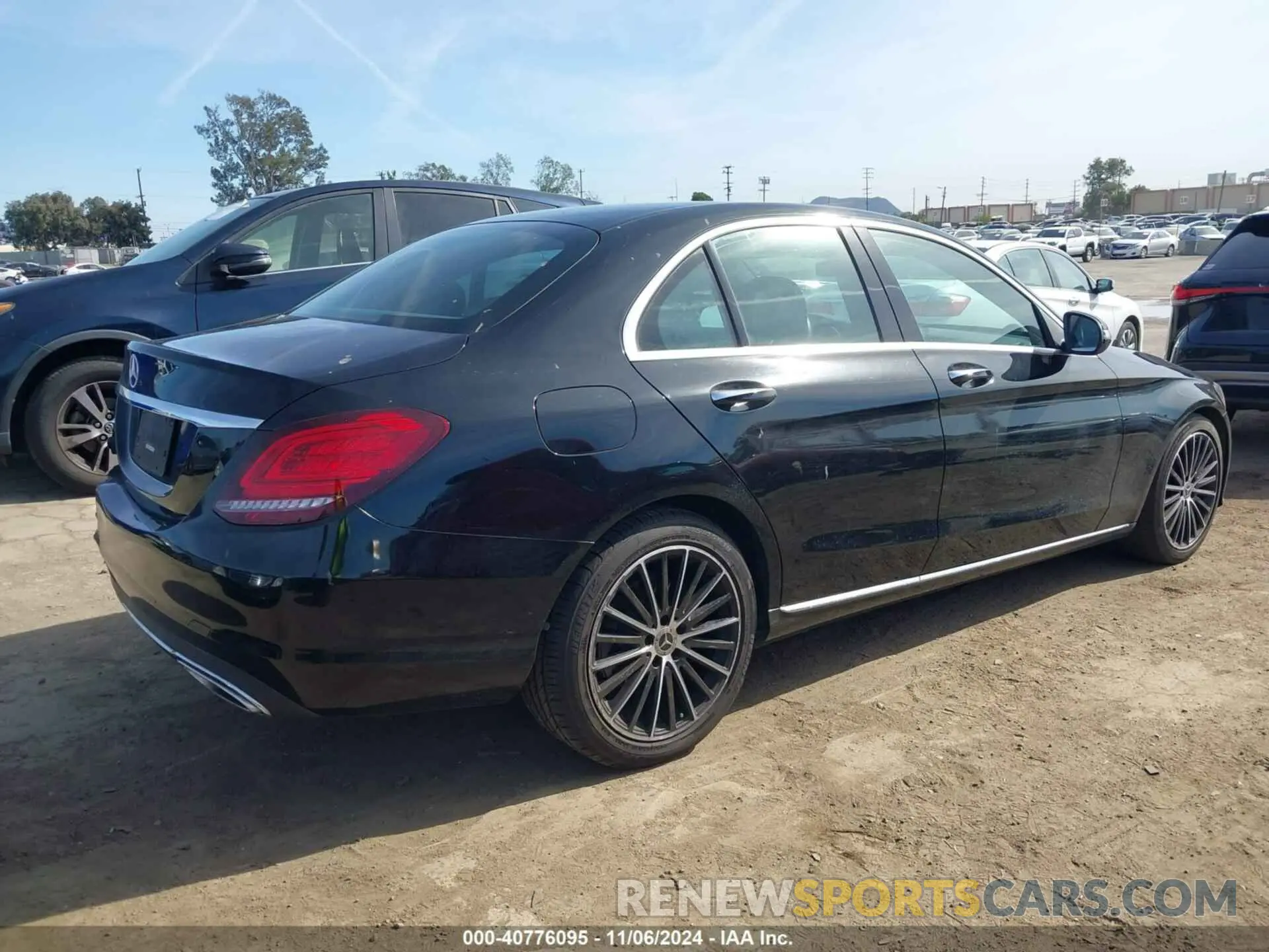 4 Photograph of a damaged car W1KWF8DB1MR628711 MERCEDES-BENZ C 300 2021