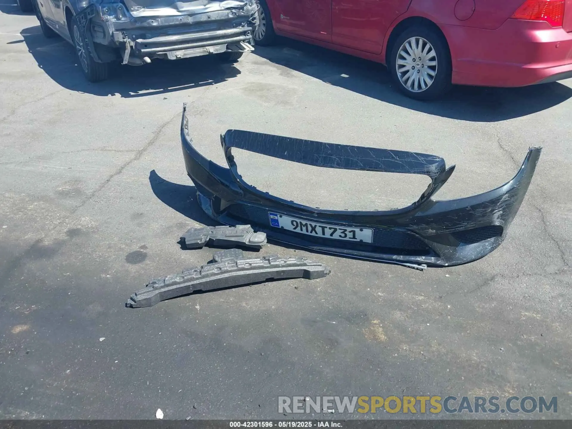 12 Photograph of a damaged car W1KWF8DB6MR644368 MERCEDES-BENZ C 300 2021