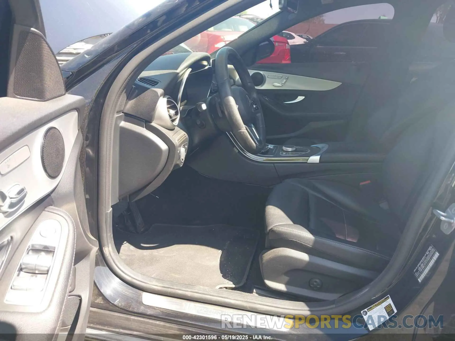 5 Photograph of a damaged car W1KWF8DB6MR644368 MERCEDES-BENZ C 300 2021