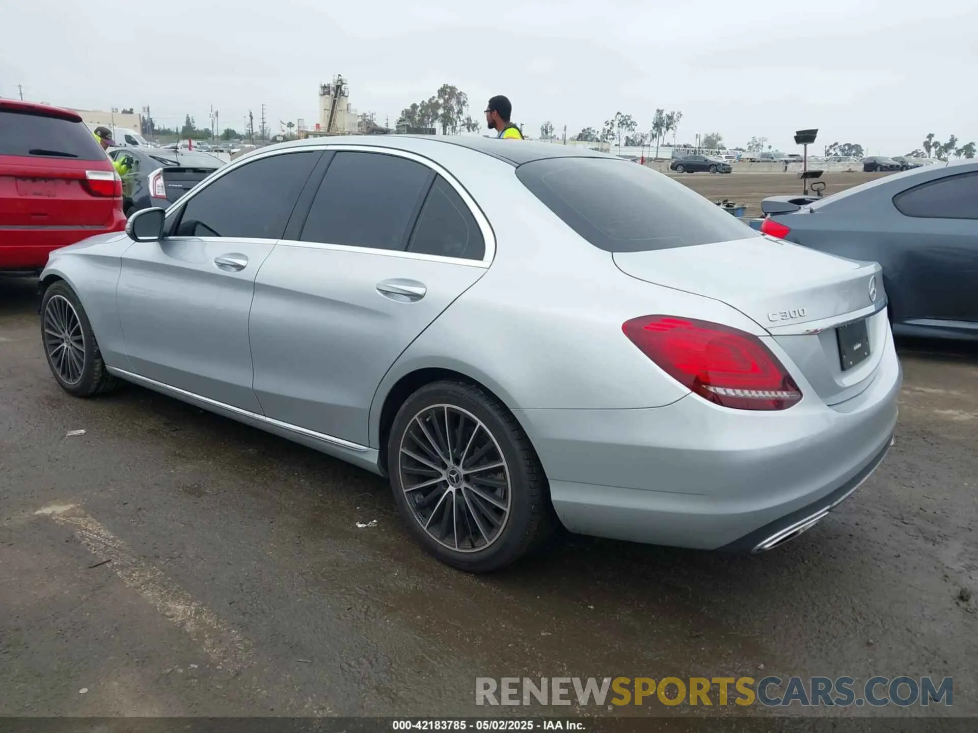 3 Photograph of a damaged car W1KWF8DB7MR647862 MERCEDES-BENZ C 300 2021