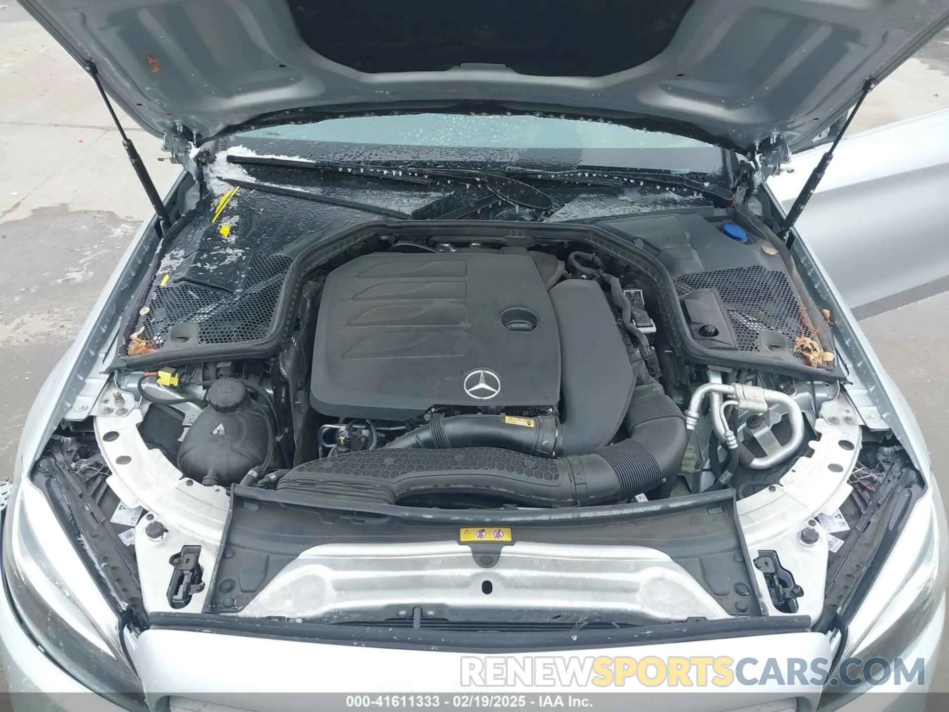 10 Photograph of a damaged car W1KWF8DB8MR635817 MERCEDES-BENZ C 300 2021