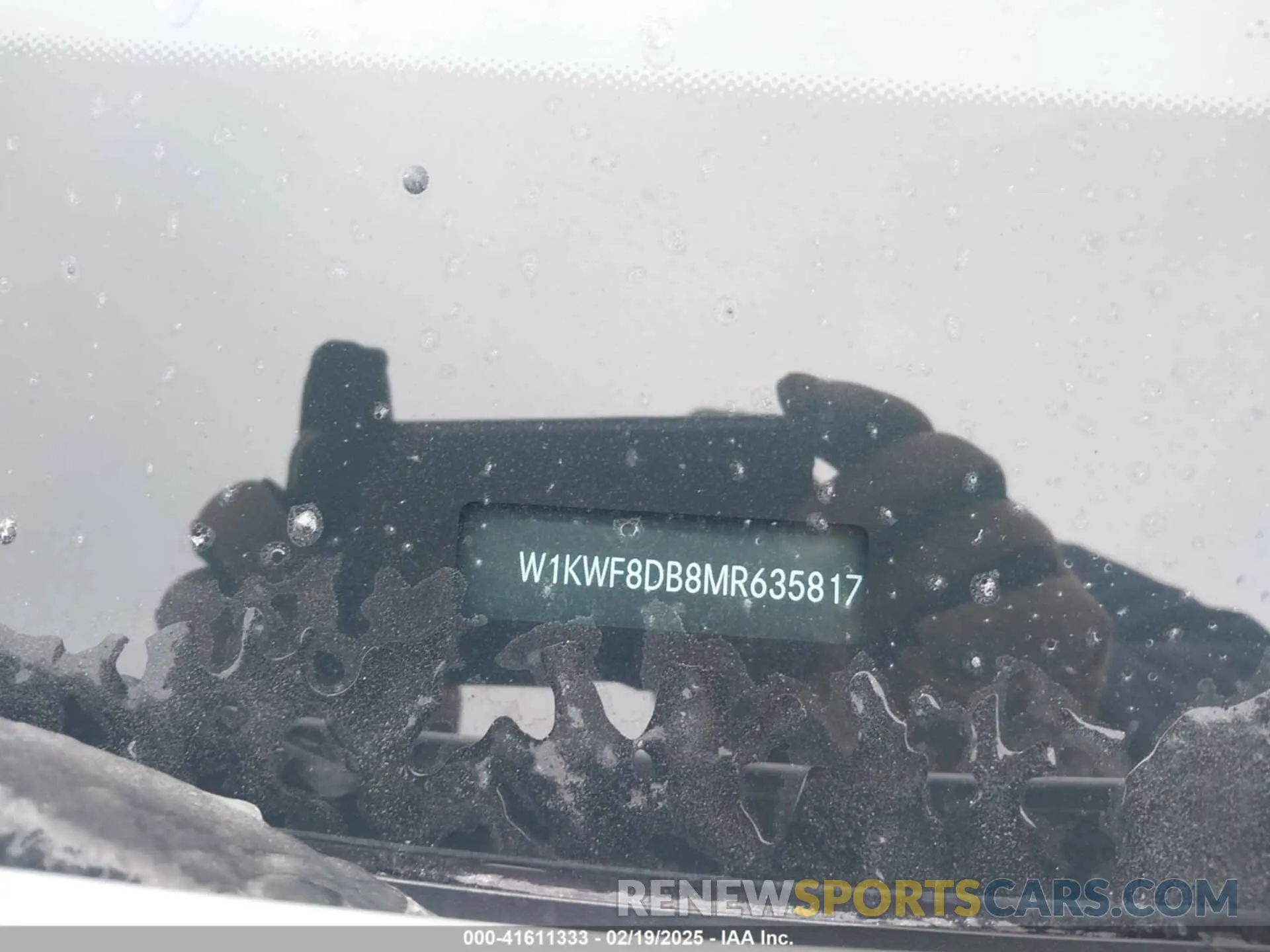 18 Photograph of a damaged car W1KWF8DB8MR635817 MERCEDES-BENZ C 300 2021