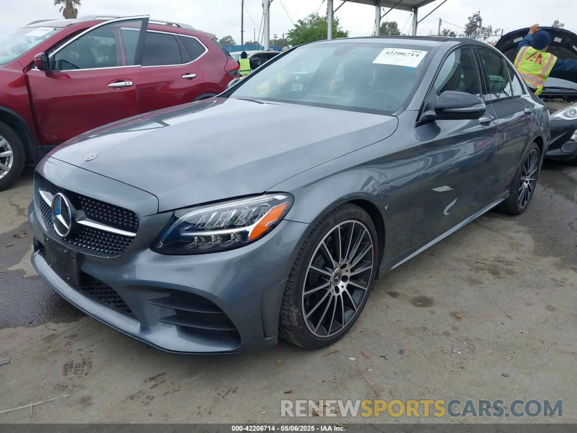 2 Photograph of a damaged car W1KWF8DBXMR614581 MERCEDES-BENZ C 300 2021