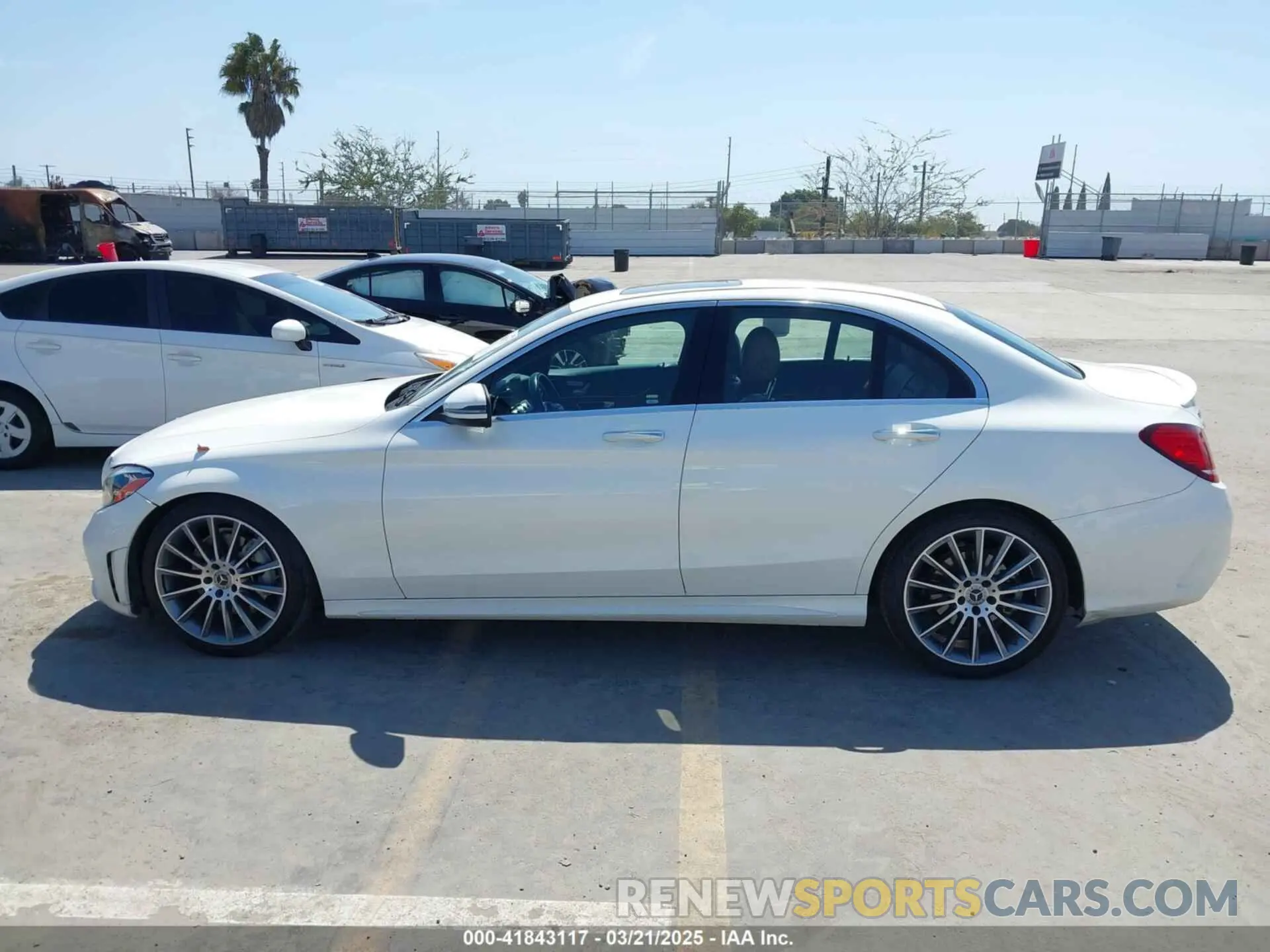 14 Photograph of a damaged car W1KWF8DBXMR625290 MERCEDES-BENZ C 300 2021