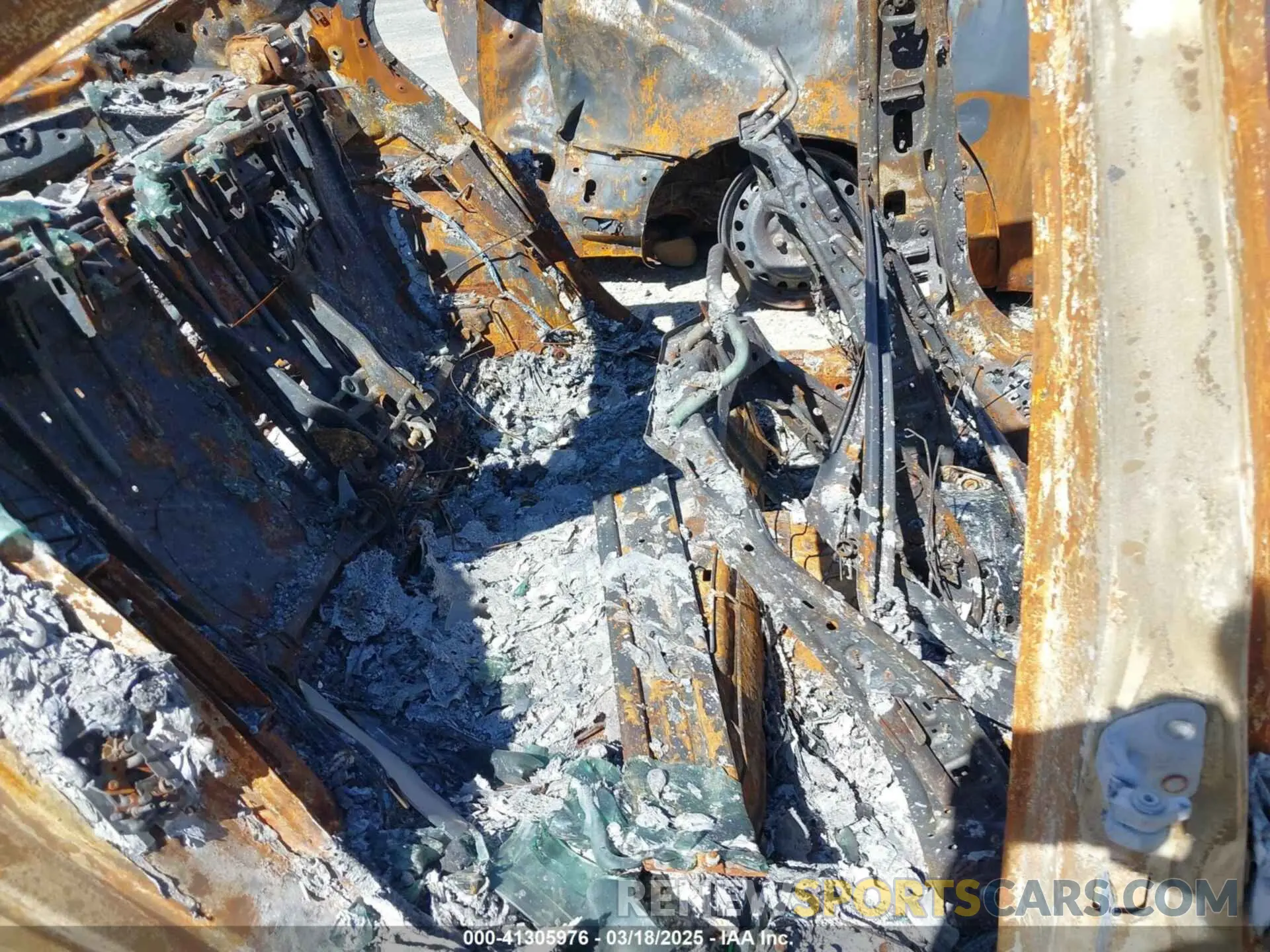 8 Photograph of a damaged car W1KWF8DBXMR625953 MERCEDES-BENZ C 300 2021
