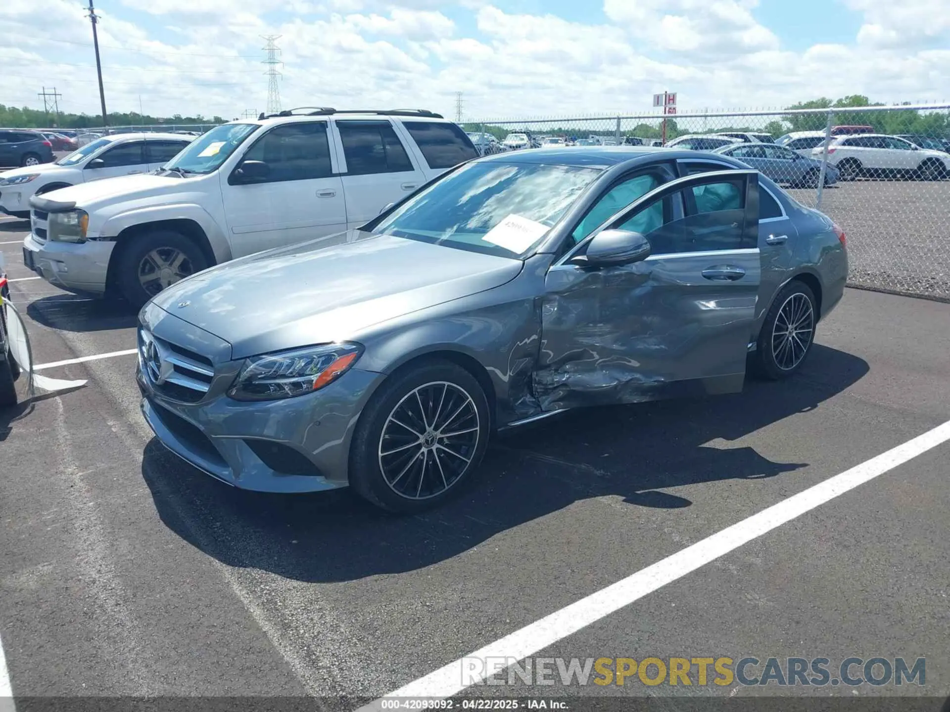 2 Photograph of a damaged car W1KWF8DBXMR645829 MERCEDES-BENZ C 300 2021