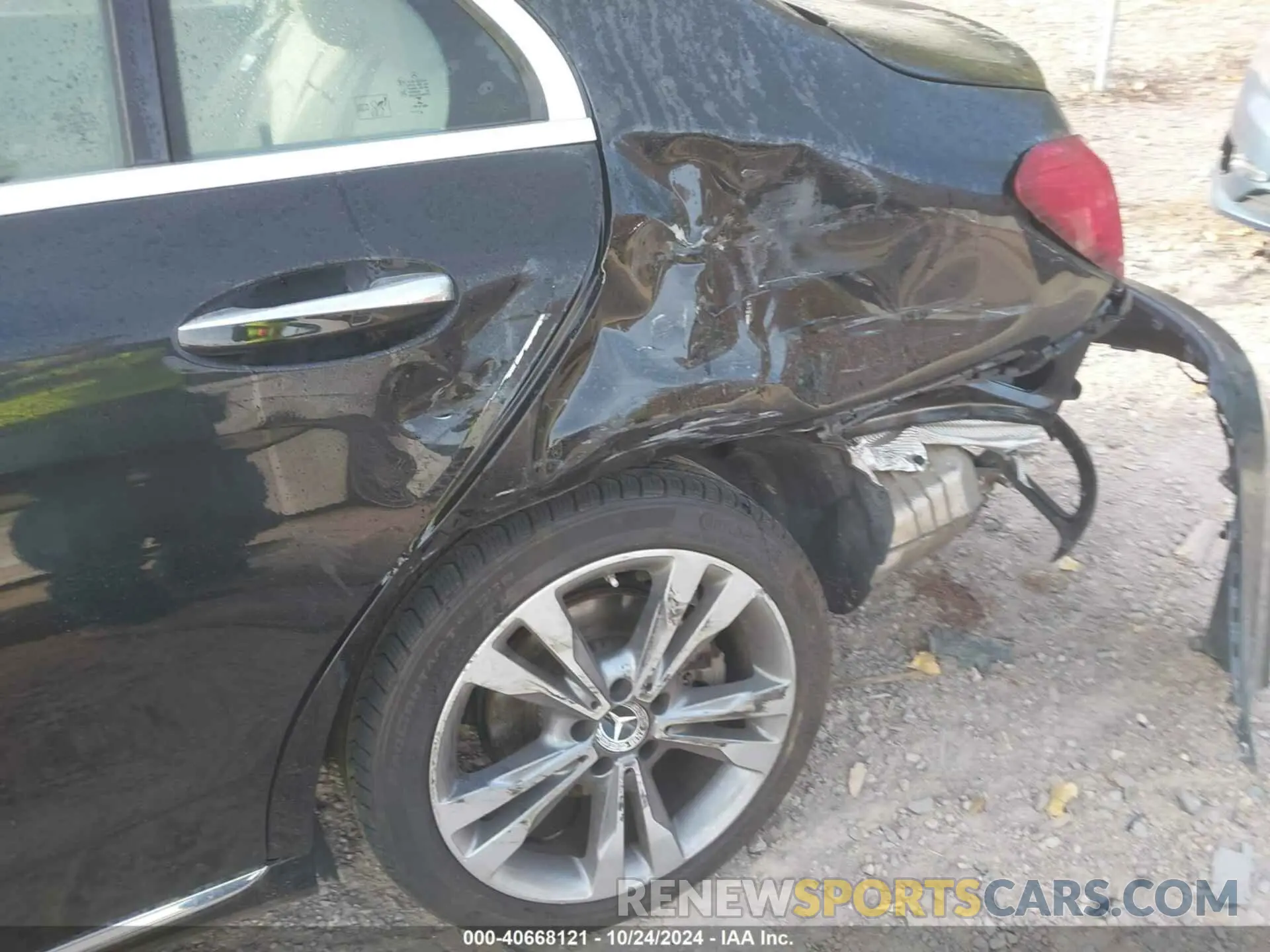 6 Photograph of a damaged car W1KWF8EB2MR626223 MERCEDES-BENZ C 300 2021