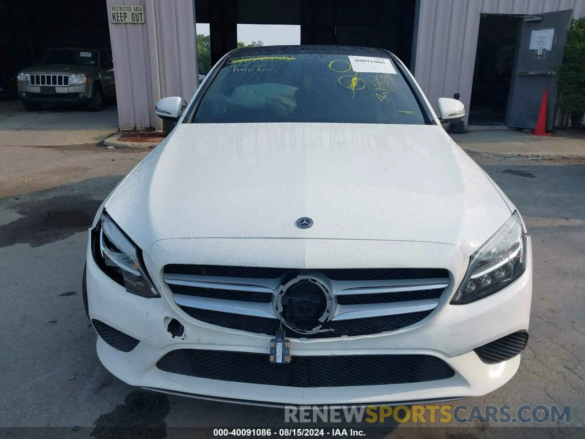 12 Photograph of a damaged car W1KWF8EB2MR637075 MERCEDES-BENZ C 300 2021