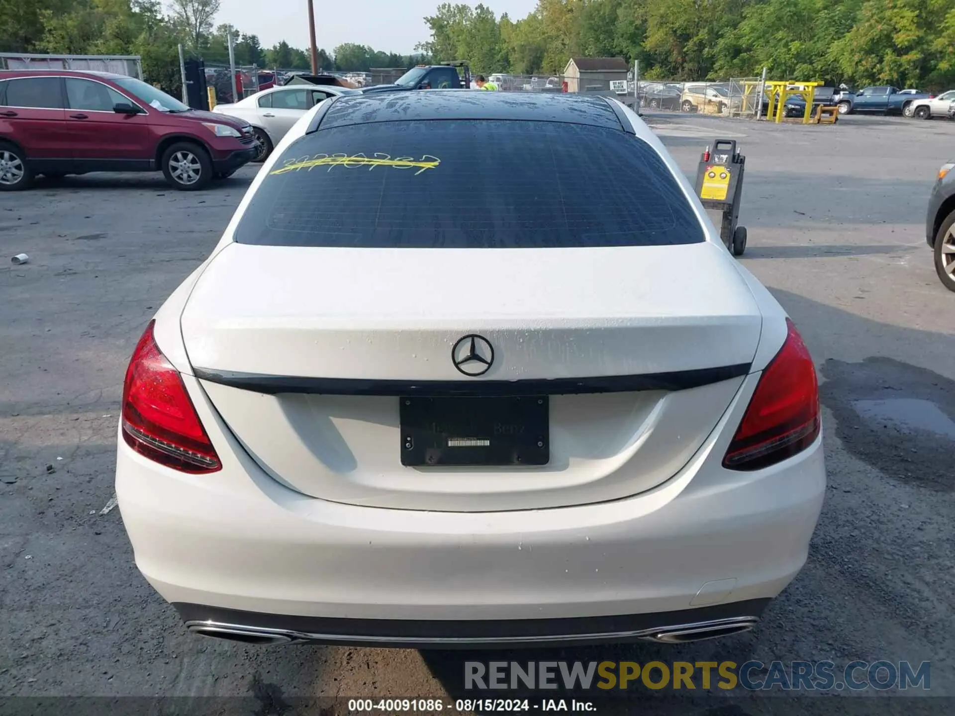 16 Photograph of a damaged car W1KWF8EB2MR637075 MERCEDES-BENZ C 300 2021