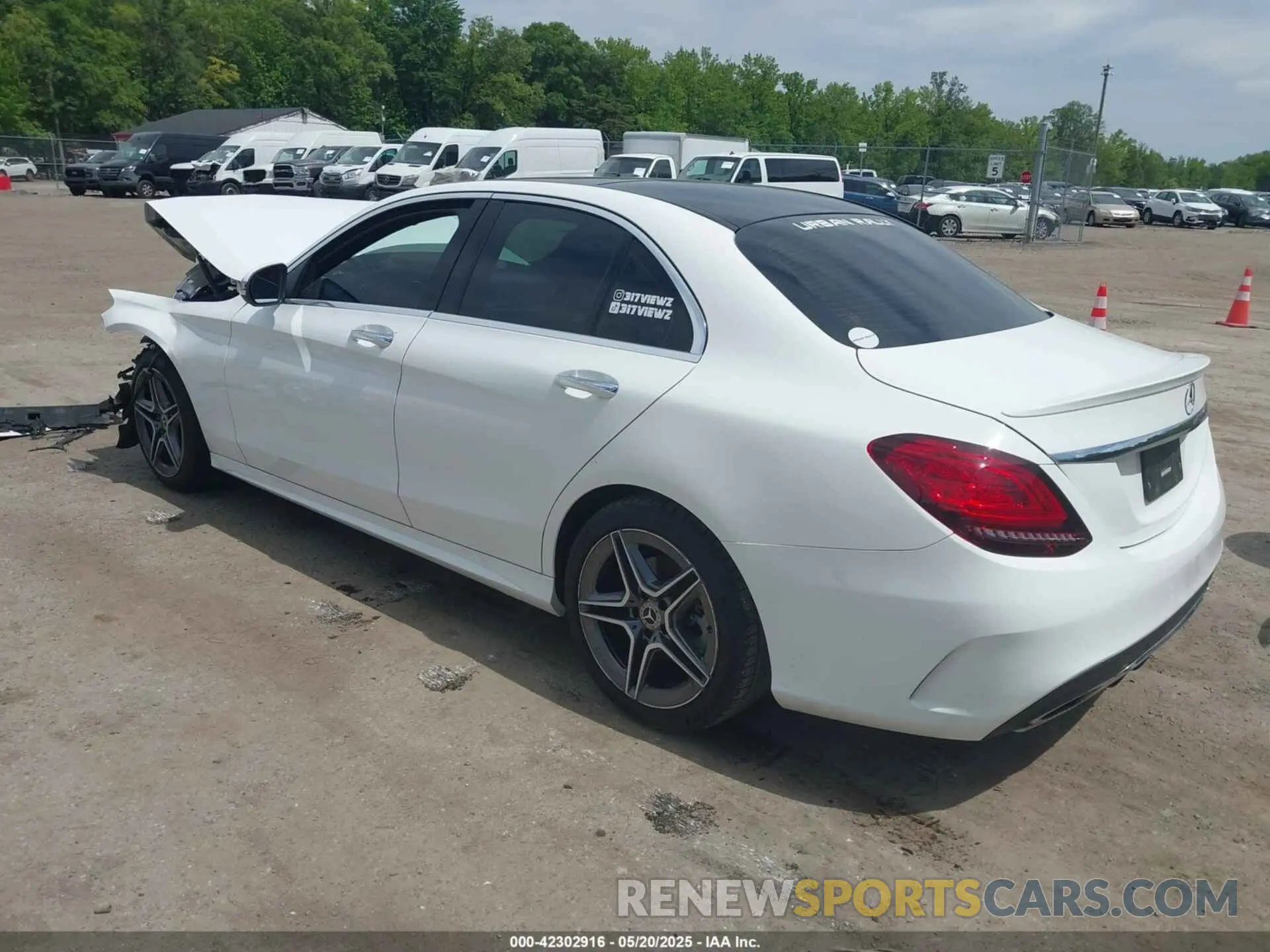 3 Photograph of a damaged car W1KWF8EB4MR639409 MERCEDES-BENZ C 300 2021