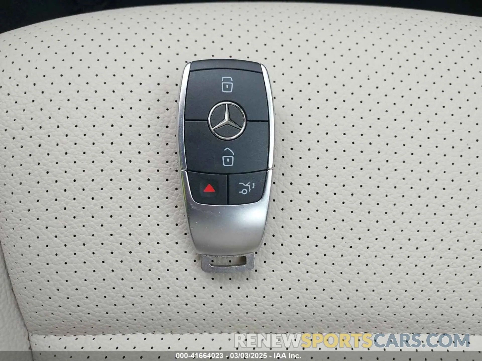 11 Photograph of a damaged car W1KWF8EB5MR622425 MERCEDES-BENZ C 300 2021