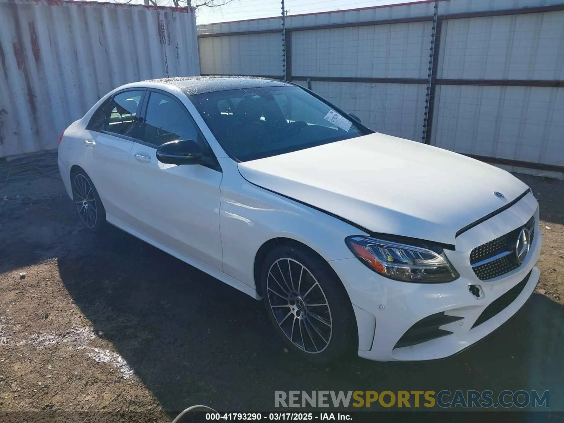 1 Photograph of a damaged car W1KWF8EBXMR605717 MERCEDES-BENZ C 300 2021