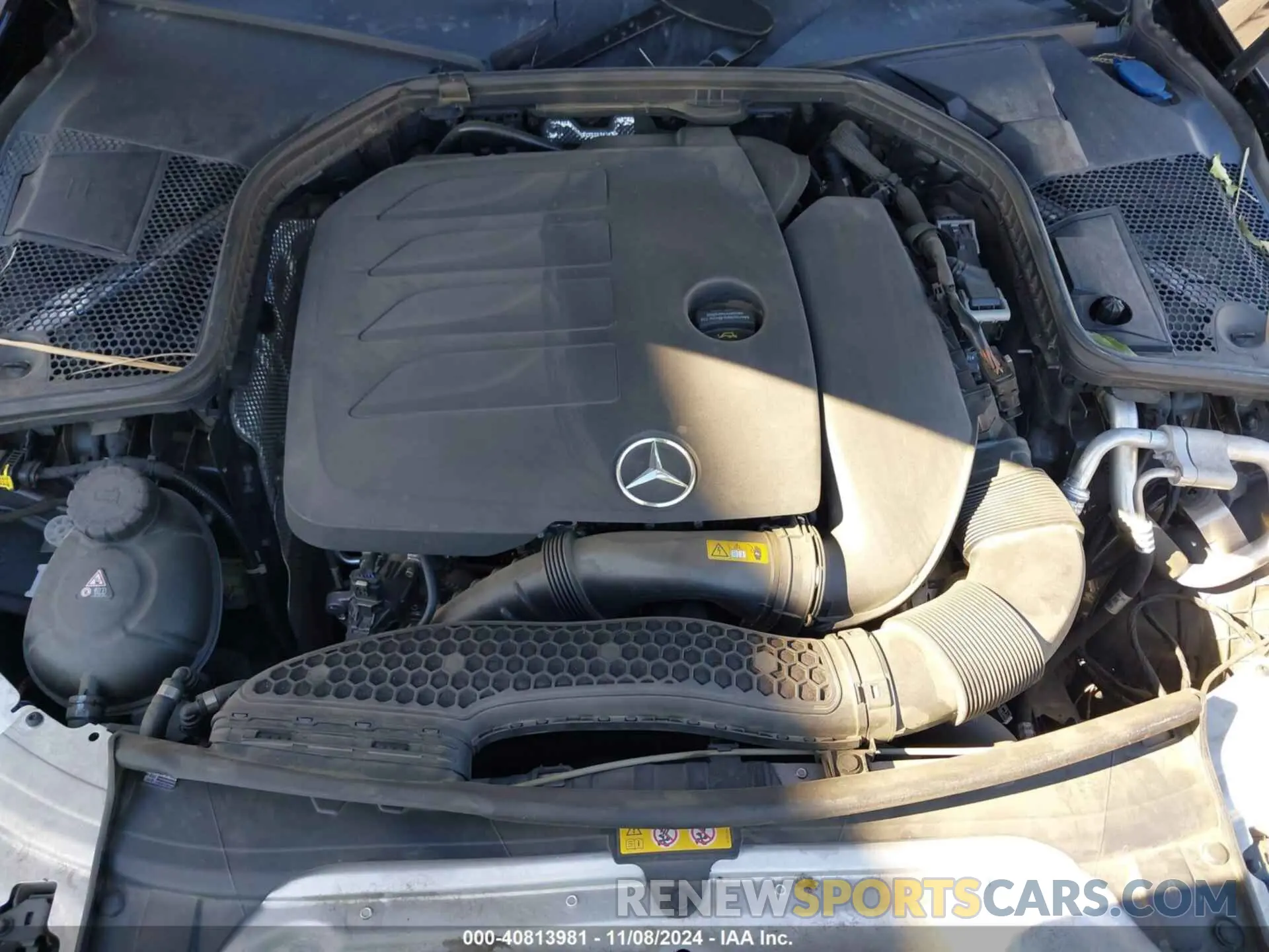 10 Photograph of a damaged car W1KWJ8DBXMG092058 MERCEDES-BENZ C 300 2021